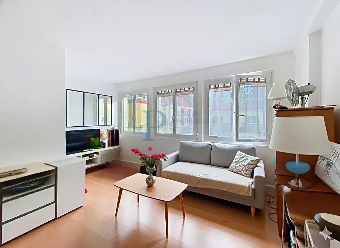 Sale Apartment Issy-les-Moulineaux