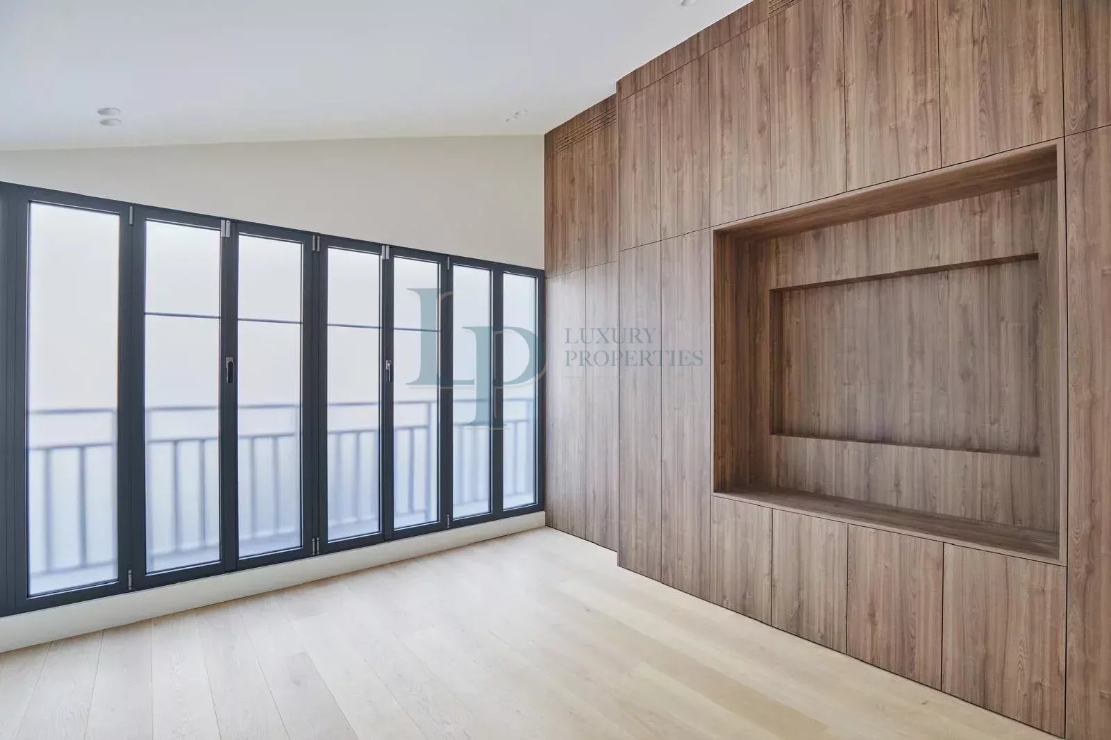 74b2e252bb52ea2f1b87d9df783caf12_4a7b99b7b8_1600-original-23295-0.jpg MAISON DE VILLE AVEC COMMERCIALITÉ – MONTMARTRE