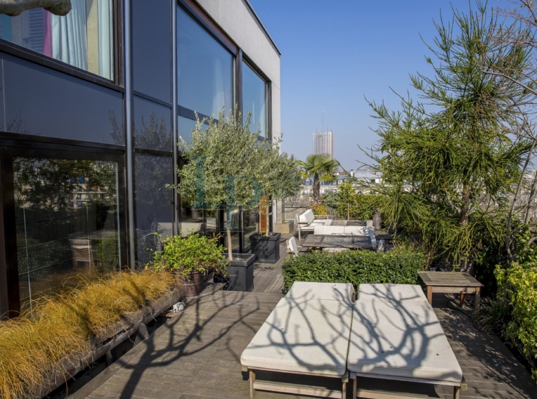 PENTHOUSE DE LUXE avec TERRASSE avenue Foch