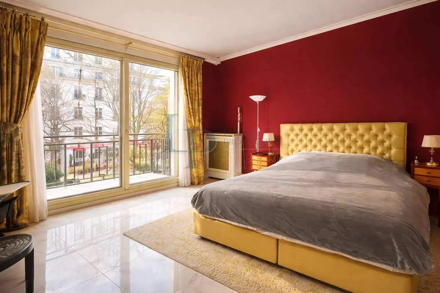 bff25aeae2f78661eb3947a9565a658e_1a3c6fa91f_1536-original-23324-0.jpg Paris VIII – Avenue Montaigne – Triangle d´Or – Appartement 3 pièces – Prestige