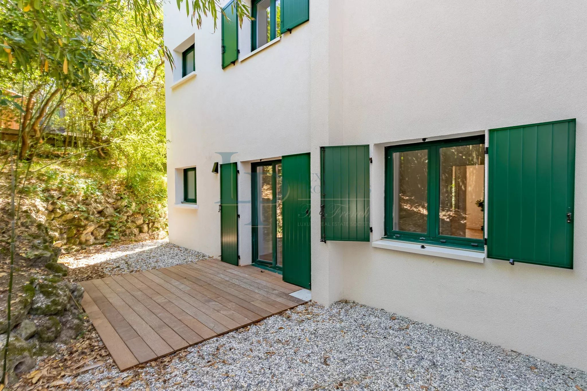 01b920c2590865abcdfddd5d4802d7c0_6db521fe5e_2048-original-20760-0.jpg APPARTEMENT 3 PIÈCES MEUBLÉ AVEC TERRASSE DE 91M²– LE PYLA-SUR-MER