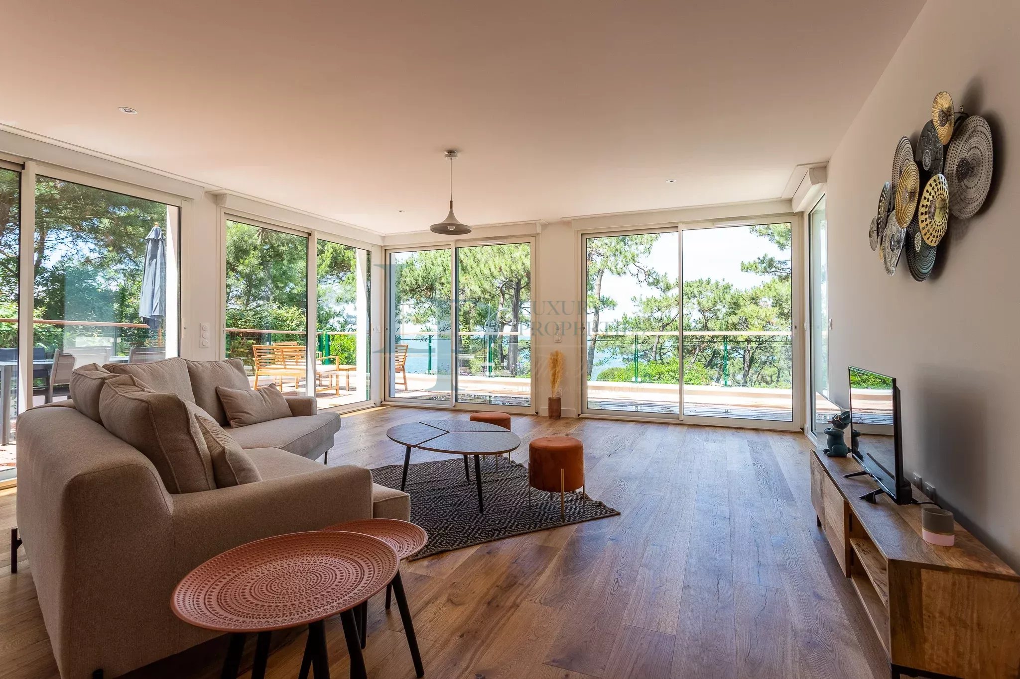 SPECIAL INVESTISSEMENT DE LUXE – APPARTEMENT 4 PIÈCES MEUBLÉ – 155 M² – VUE MER – PYLA-SUR-MER