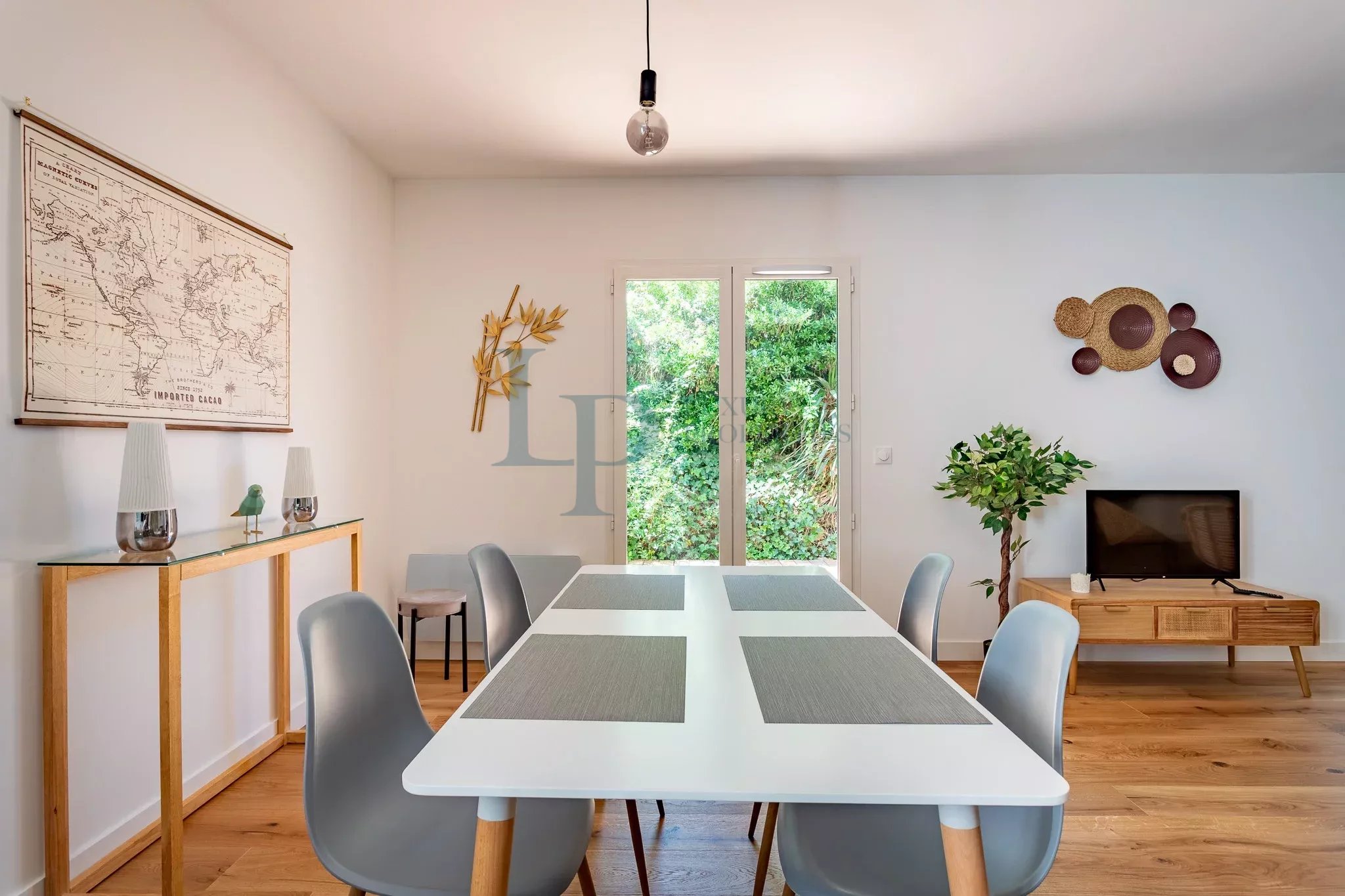 57d5ce3a84d4d0e924743d0c355a41f6_eb191966e6_2048-original-20760-0.jpg APPARTEMENT 3 PIÈCES MEUBLÉ AVEC TERRASSE DE 91M²– LE PYLA-SUR-MER