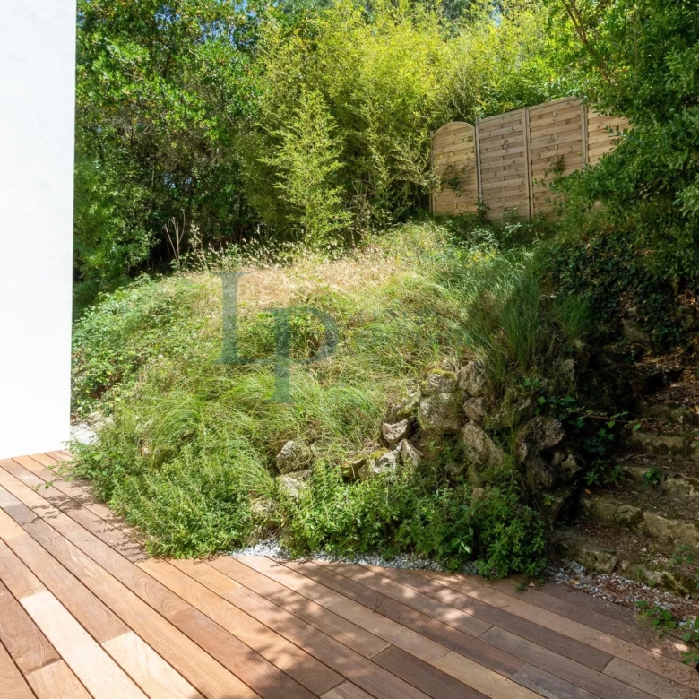 780