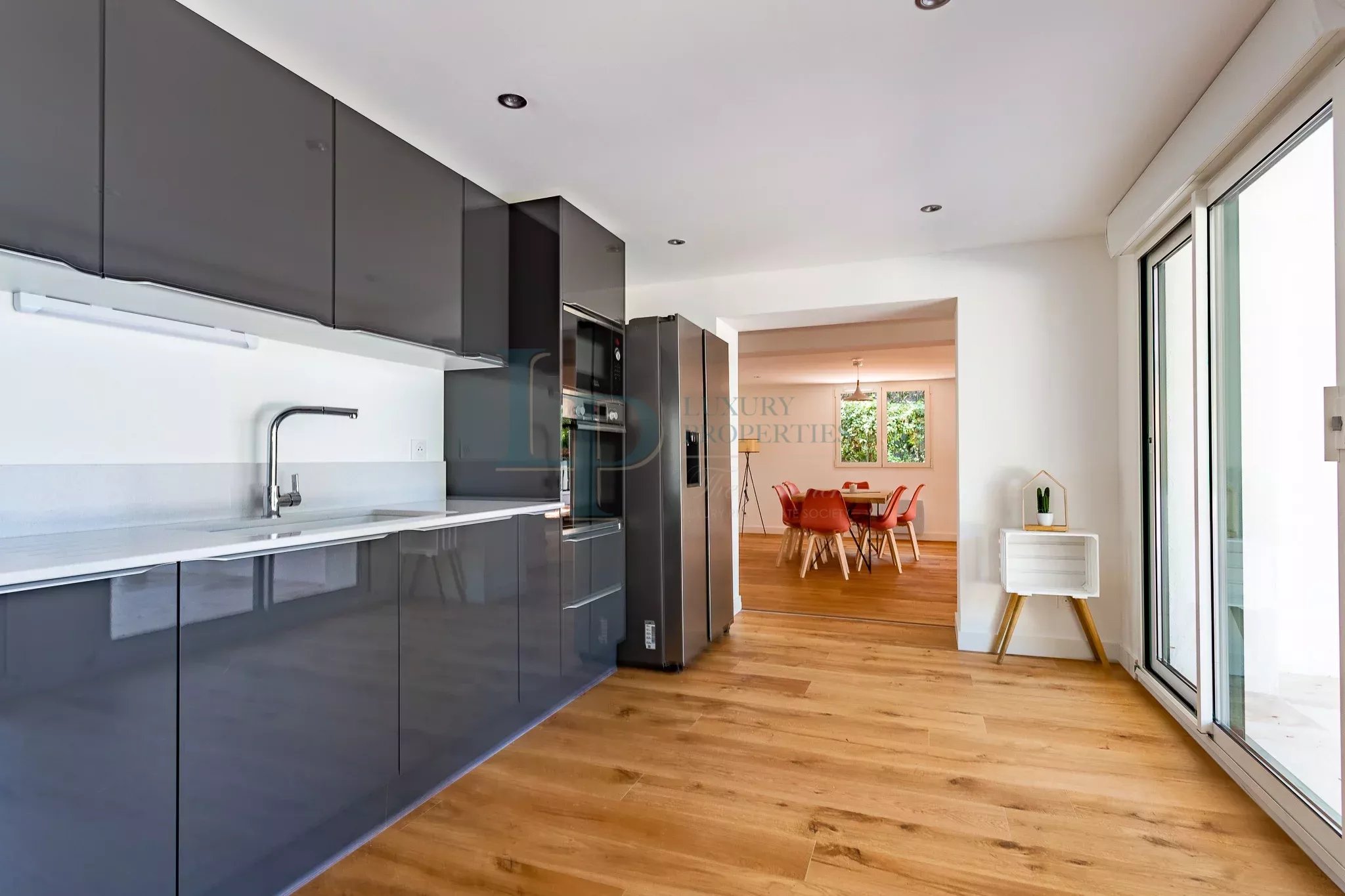 SPECIAL INVESTISSEMENT DE LUXE – APPARTEMENT 4 PIÈCES MEUBLÉ – 155 M² – VUE MER – PYLA-SUR-MER