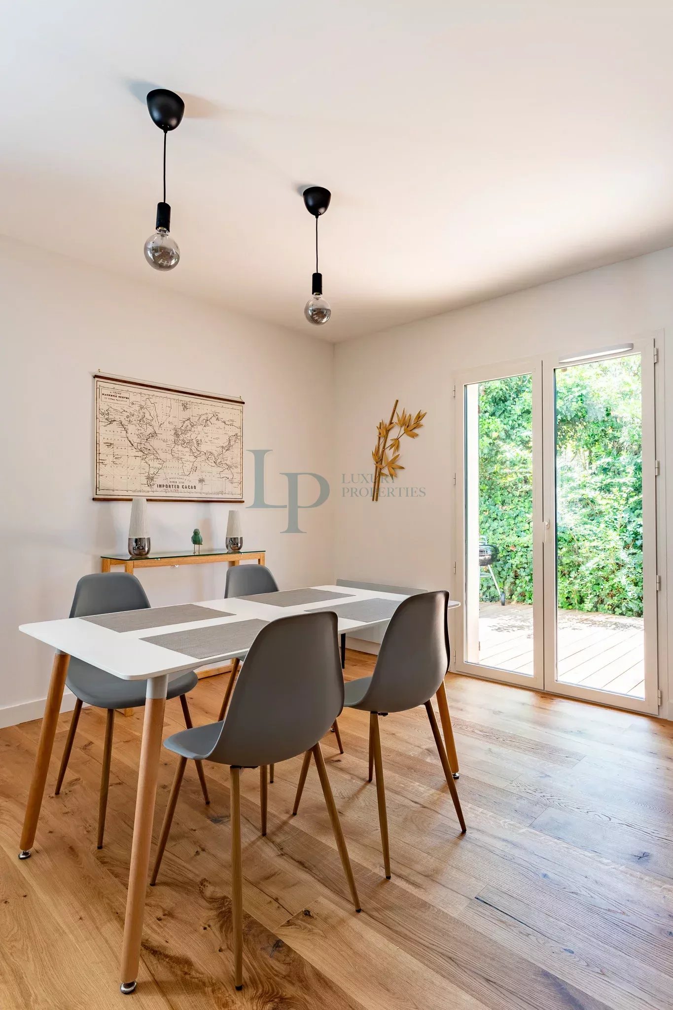 ee09d7c70b7afe9d819377c490627d2b_411de84446_2048-original-20760-0.jpg APPARTEMENT 3 PIÈCES MEUBLÉ AVEC TERRASSE DE 91M²– LE PYLA-SUR-MER