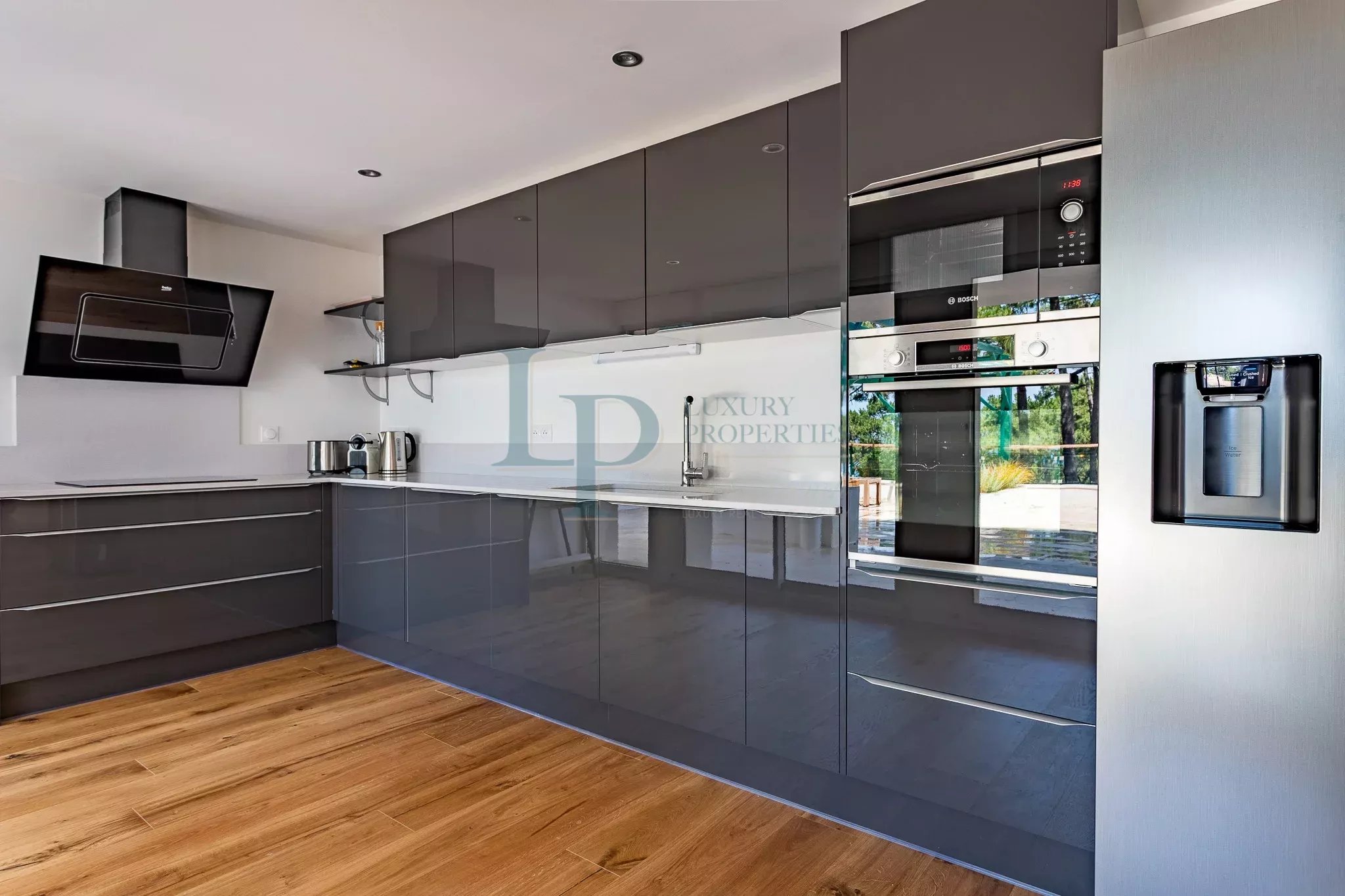 SPECIAL INVESTISSEMENT DE LUXE – APPARTEMENT 4 PIÈCES MEUBLÉ – 155 M² – VUE MER – PYLA-SUR-MER