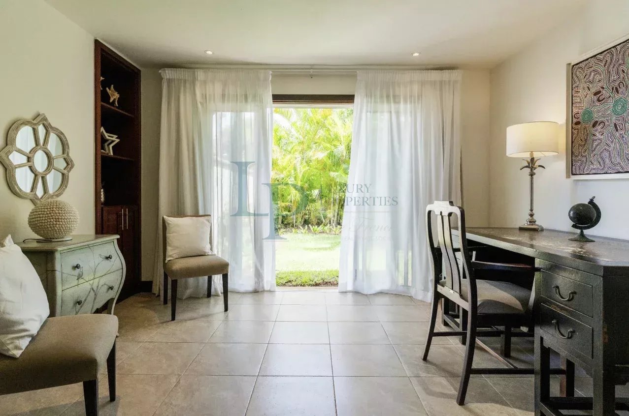 3dd40fd91d11c9f930b03e8a3f4ecf71_ae469e5694_1277-original-24018-0.jpg Villa élégante au sud de l’île Maurice