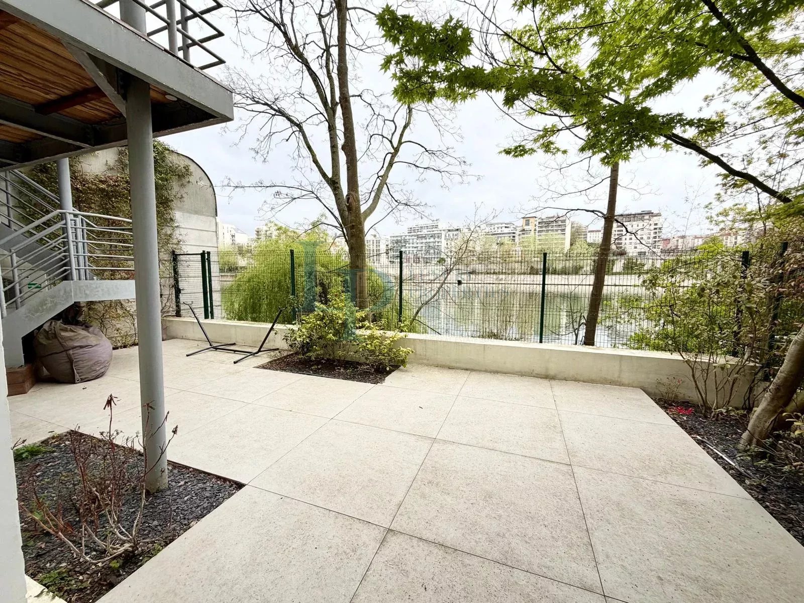 a9b55e8a0909f71b757fa44921a48340_e692d03351_1600-original-23281-0.jpg NEUILLY-SUR-SEINE – BORDS DE SEINE – Vue panoramique – Rénovation d’exception – Prestations ultra premium