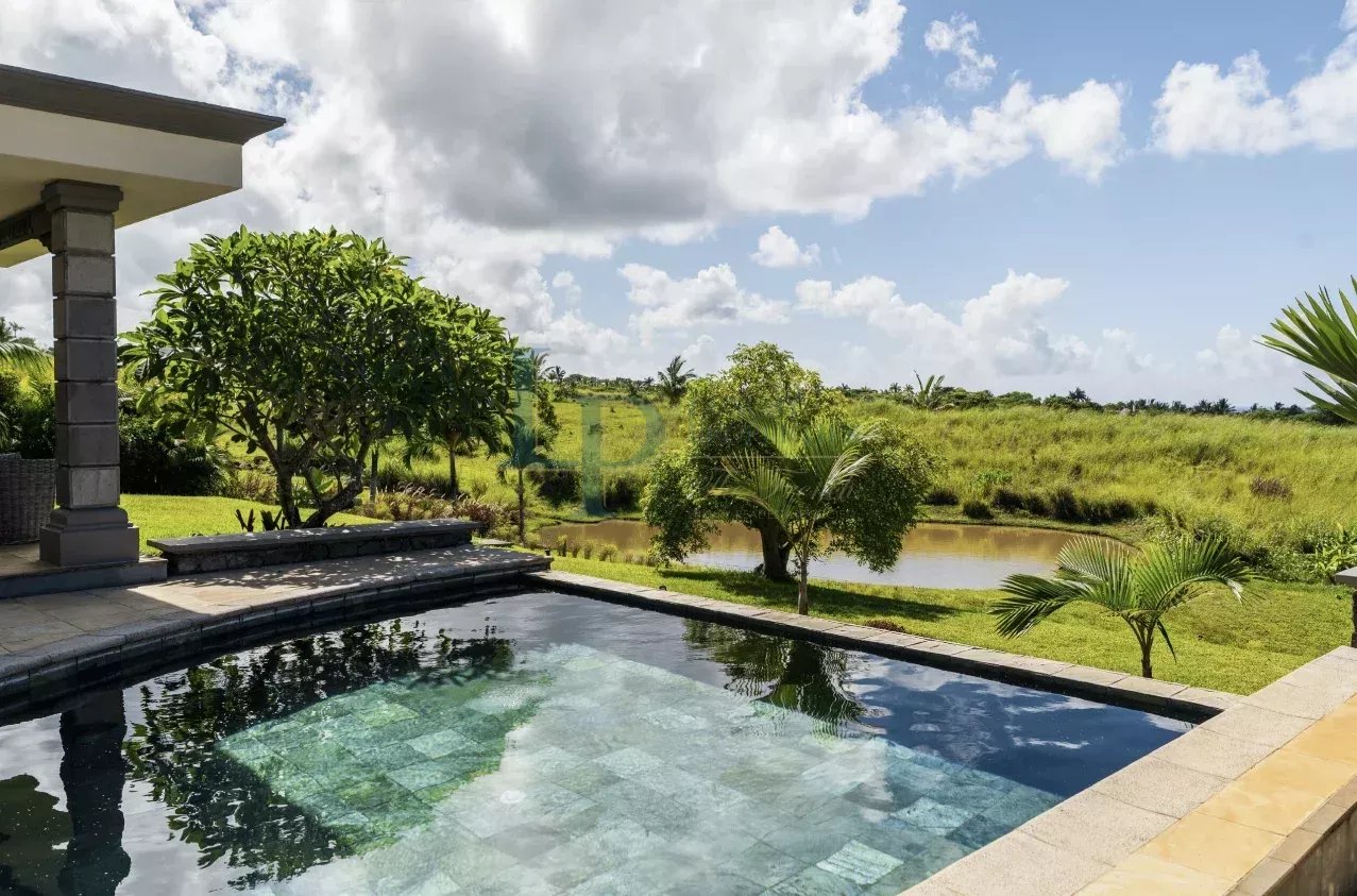 b114e580ca6b21f6256882898917c708_7ad01c5d5e_1277-original-24018-0.jpg Villa élégante au sud de l’île Maurice