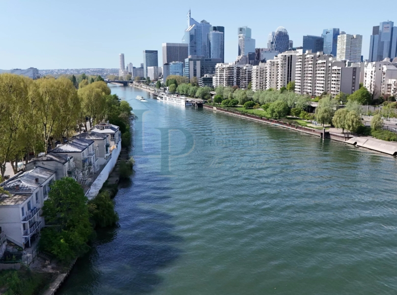 NEUILLY-SUR-SEINE – BORDS DE SEINE – Vue panoramique – Rénovation d’exception – Prestations ultra premium