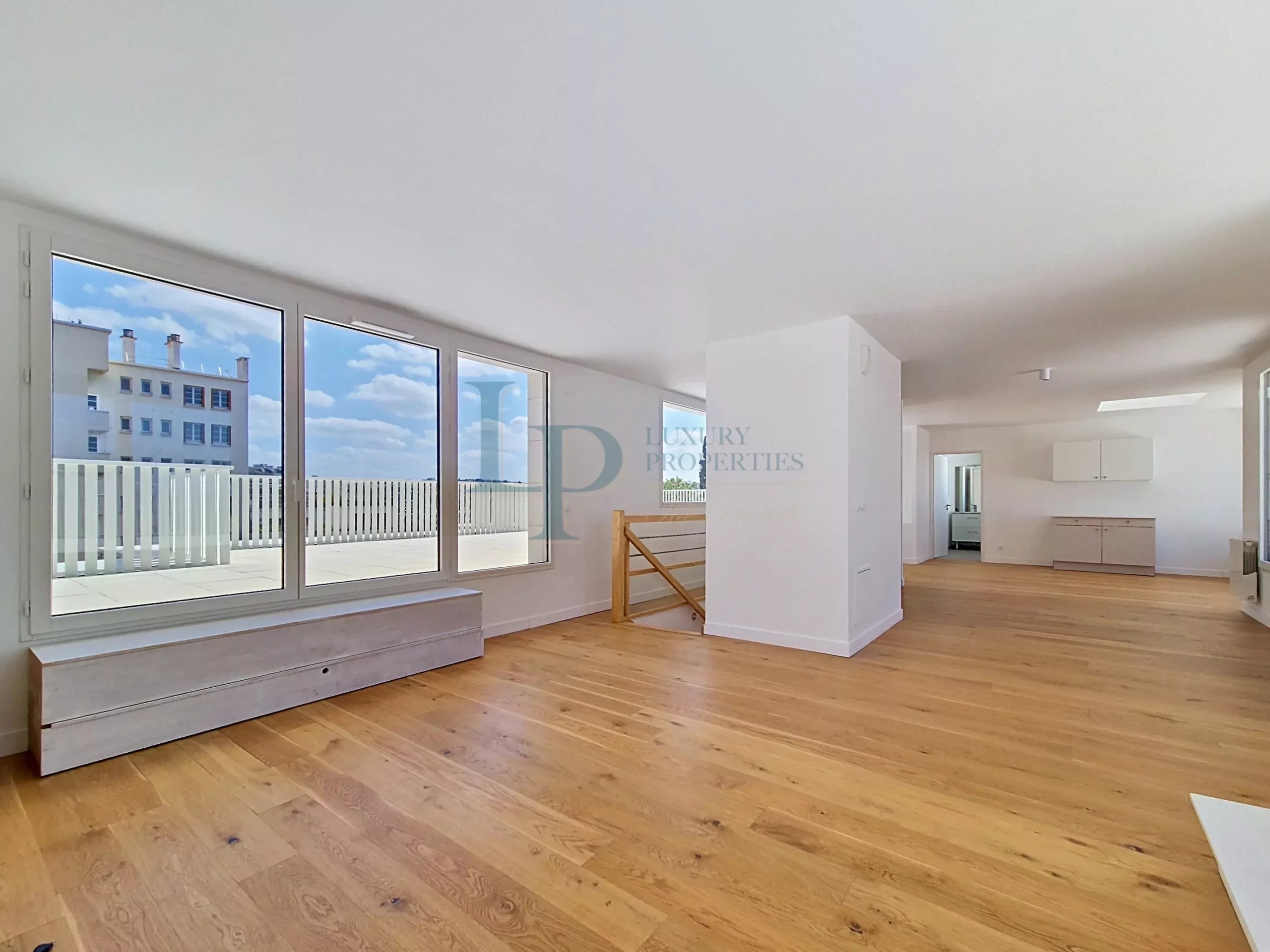f9331193138773d8d790353dc5253b8b_7df24ac9f9_2896-original-22832-0.jpg RÉSIDENCE CARRÉ DES ARTS · ISSY-LES-MOULINEAUX – Duplex d’exception