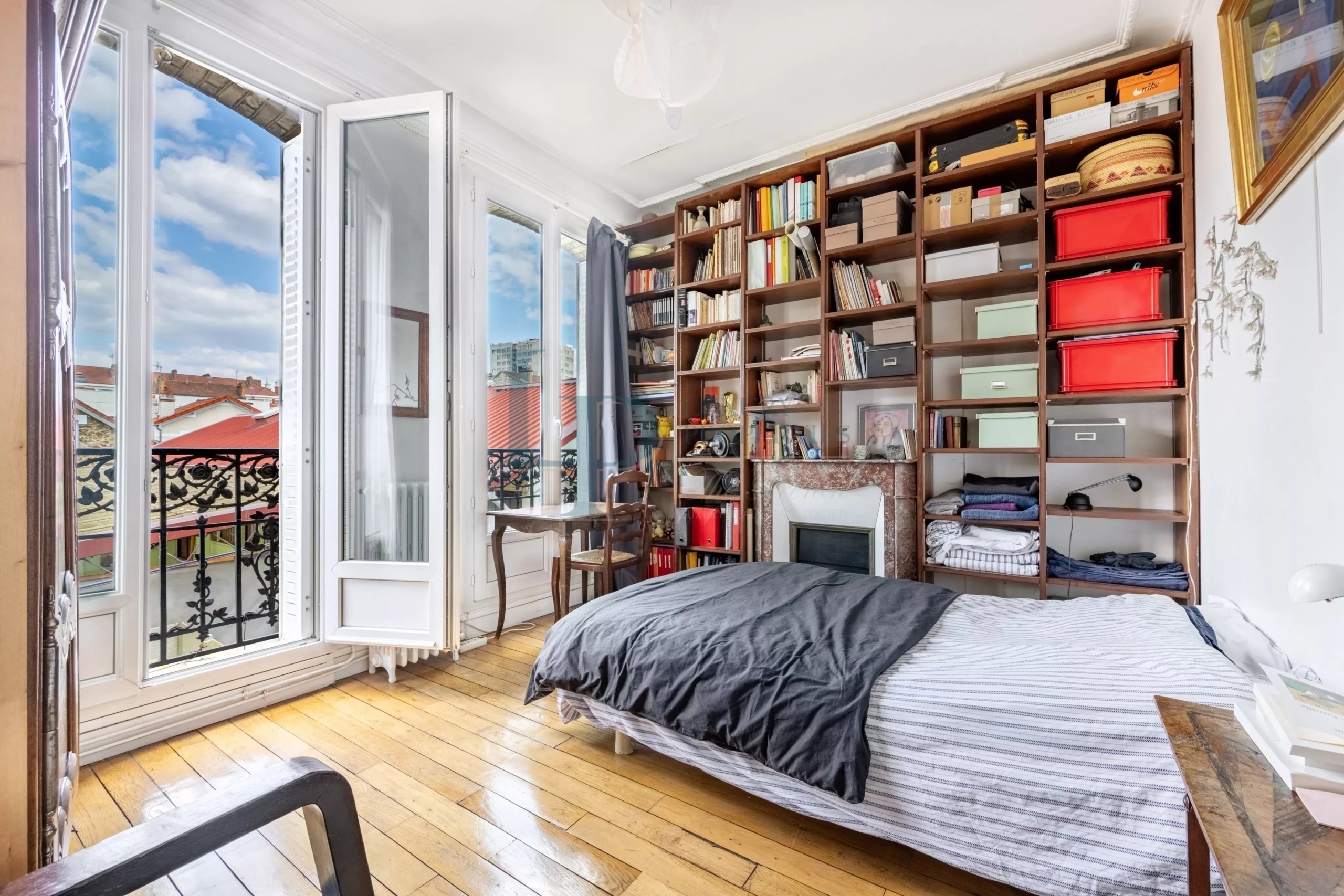 fb6d3d64fc7e938bd783819bd12bd2a4_cacbf93bf2_4096-original-23744-0.jpg Pavillon familial ou projet d’investissement – 251.52 m² avec parcelle d’angle de 305 m² – jusqu’à 8 chambres – Jardin & potentiel constructible – Ivry-sur-Seine