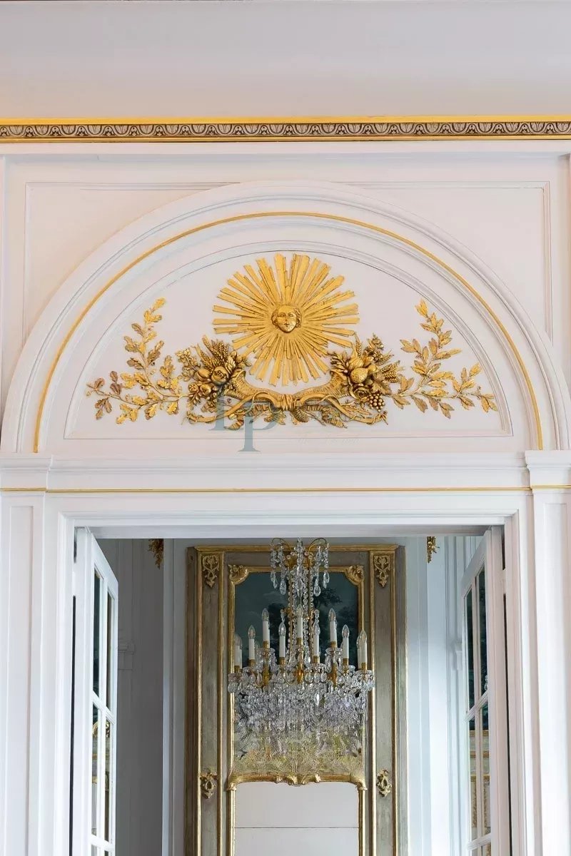 Luxurious Parisian Apartment with Modern Amenities