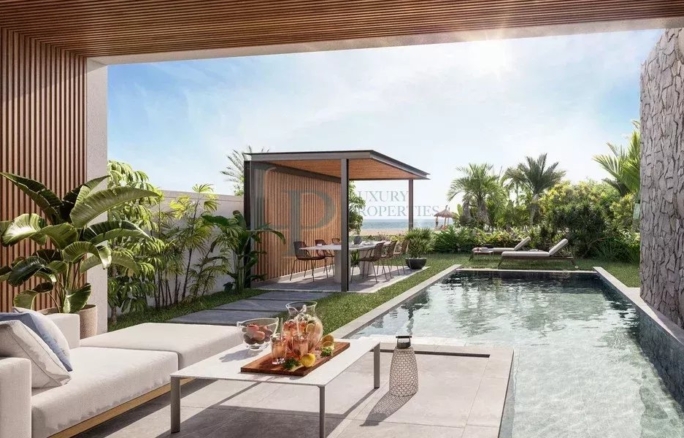 Luxury 5p villa with direct beach access