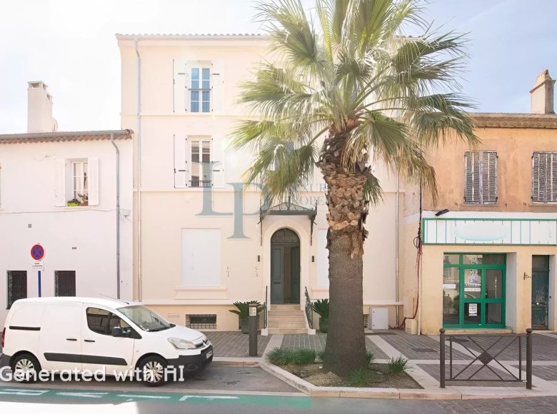 IDÉAL INVESTISSEUR – IMMEUBLE MEUBLÉ À FORT RENDEMENT AU CŒUR DE SAINTE-MAXIME