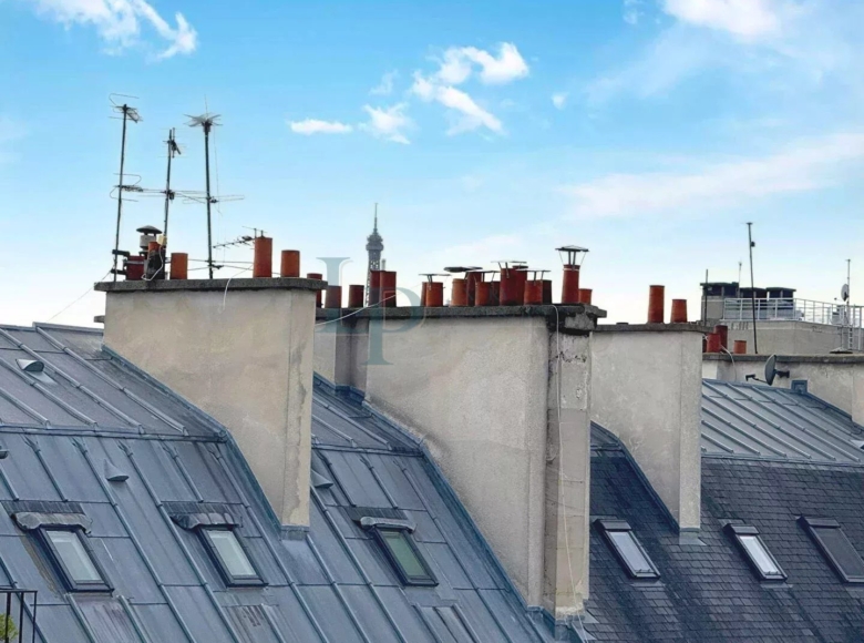 Studette équipée à vendre – Paris VIII – Europe / Saint-Augustin