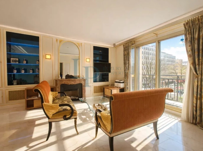 Paris VIII – Avenue Montaigne – Triangle d´Or – Appartement 3 pièces – Prestige