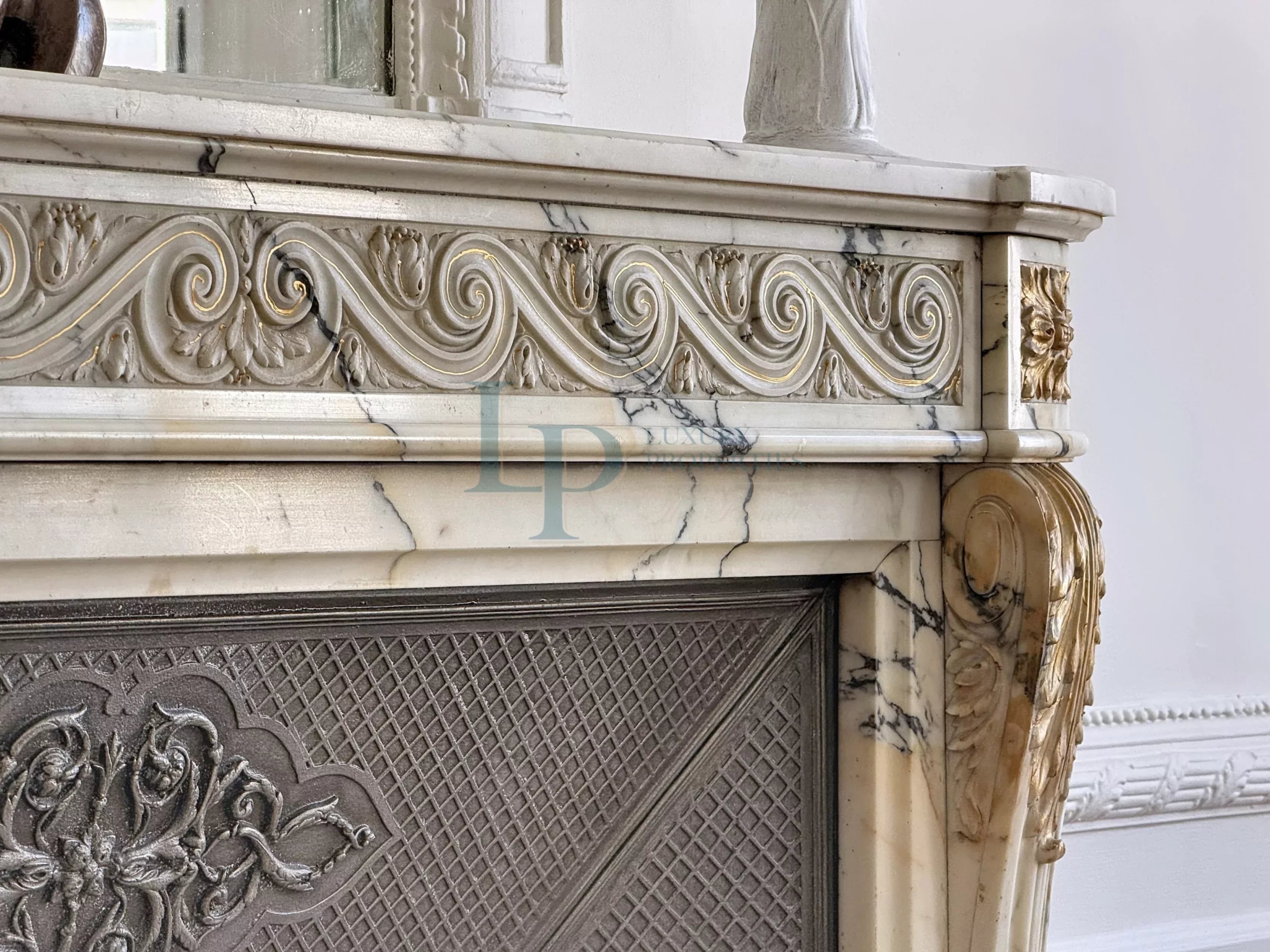 EXCLUSIVITY – PARIS VIII – 6-ROOM APARTMENT – 3/4 BEDROOMS –