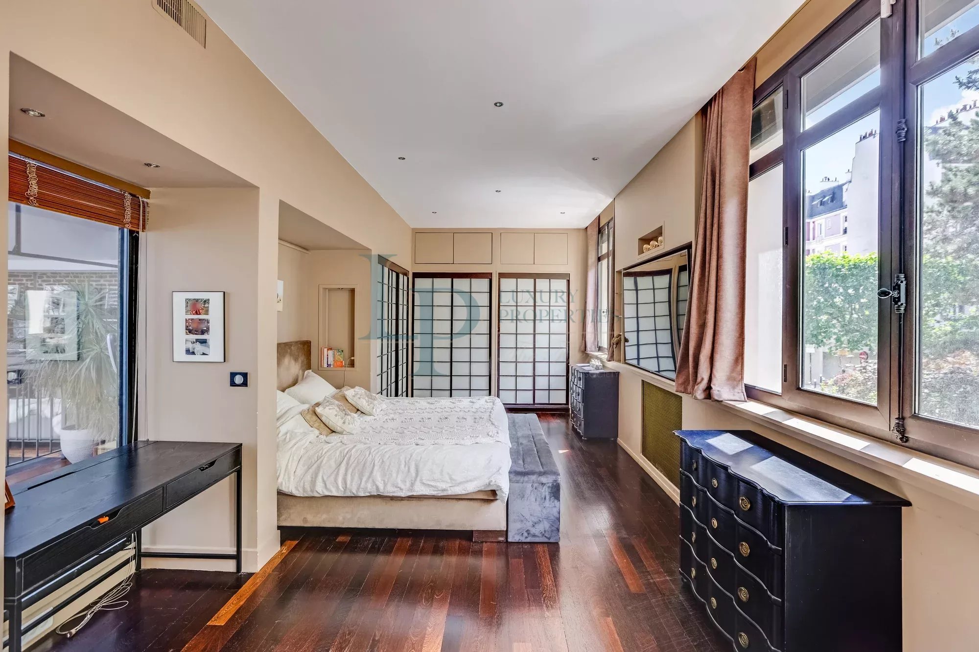 a15356e500ae6f5d1e7c62749eee1758_3b824716ad_2000-original-24594-0.jpg Loft-Maison d’Architecte à Courbevoie/Bécon