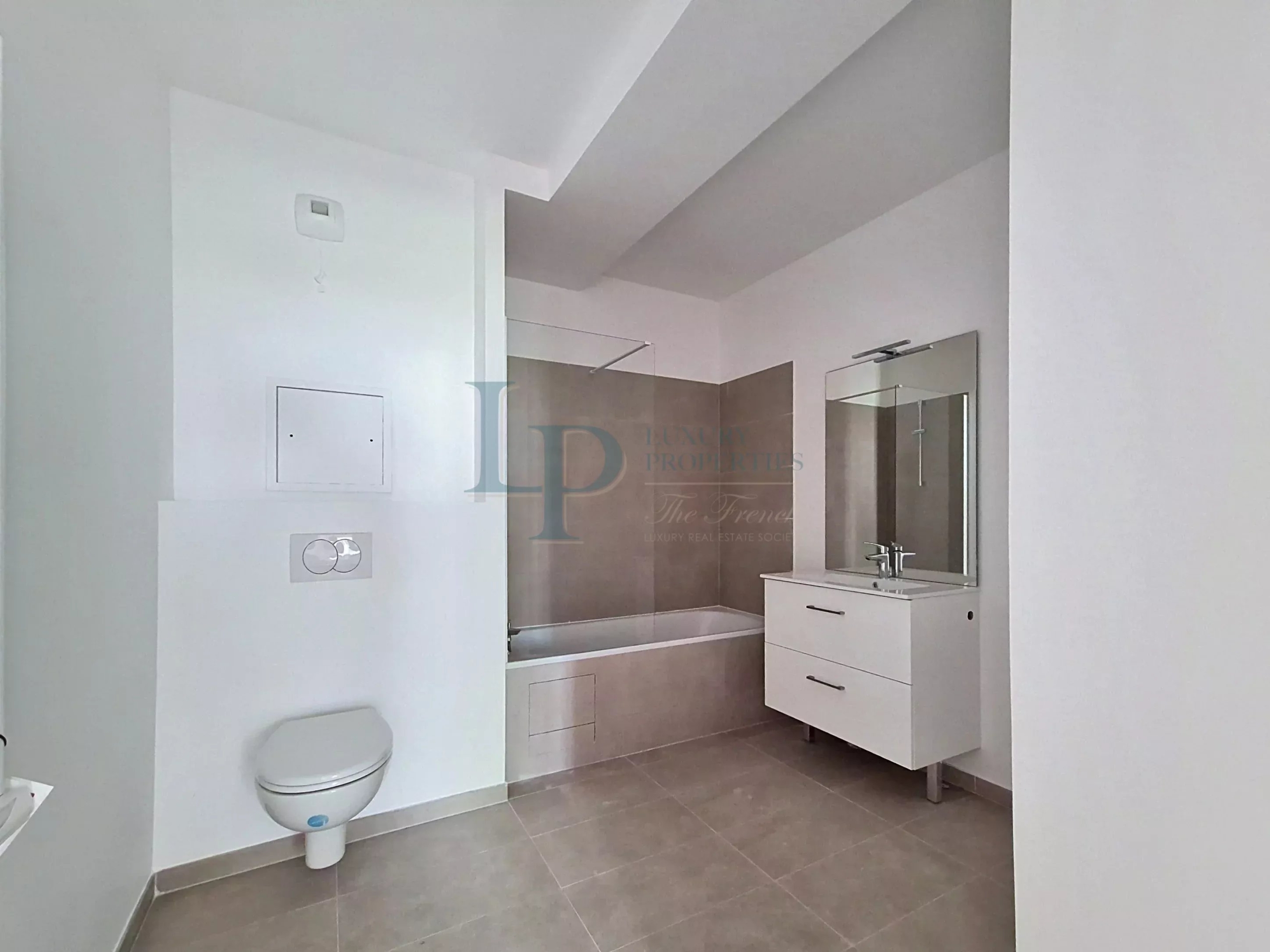 a9b879e30edf6fe098f3db6285d4ed4e_8a3bebae30_2896-original-24579-0.jpg RÉSIDENCE CARRÉ DES ARTS · ISSY-LES-MOULINEAUX – Appartement de 3 pièces d’exception