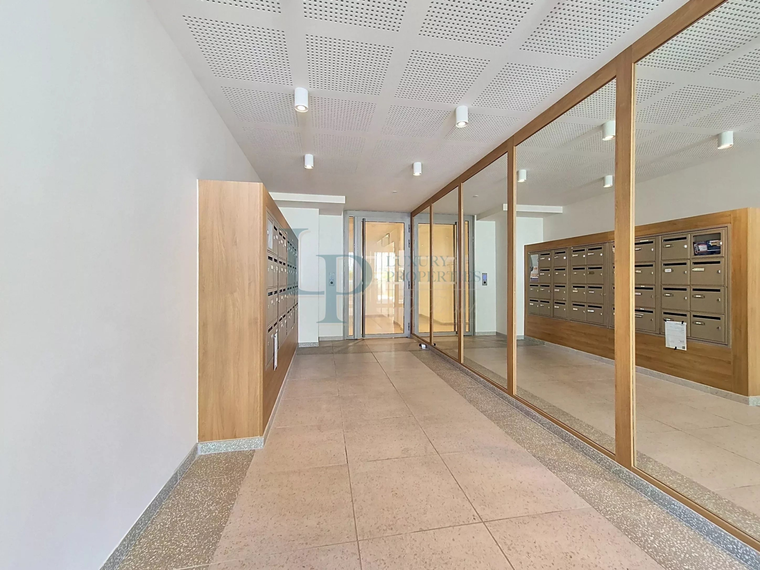RÉSIDENCE CARRÉ DES ARTS · ISSY-LES-MOULINEAUX – Appartement de 3 pièces d’exception