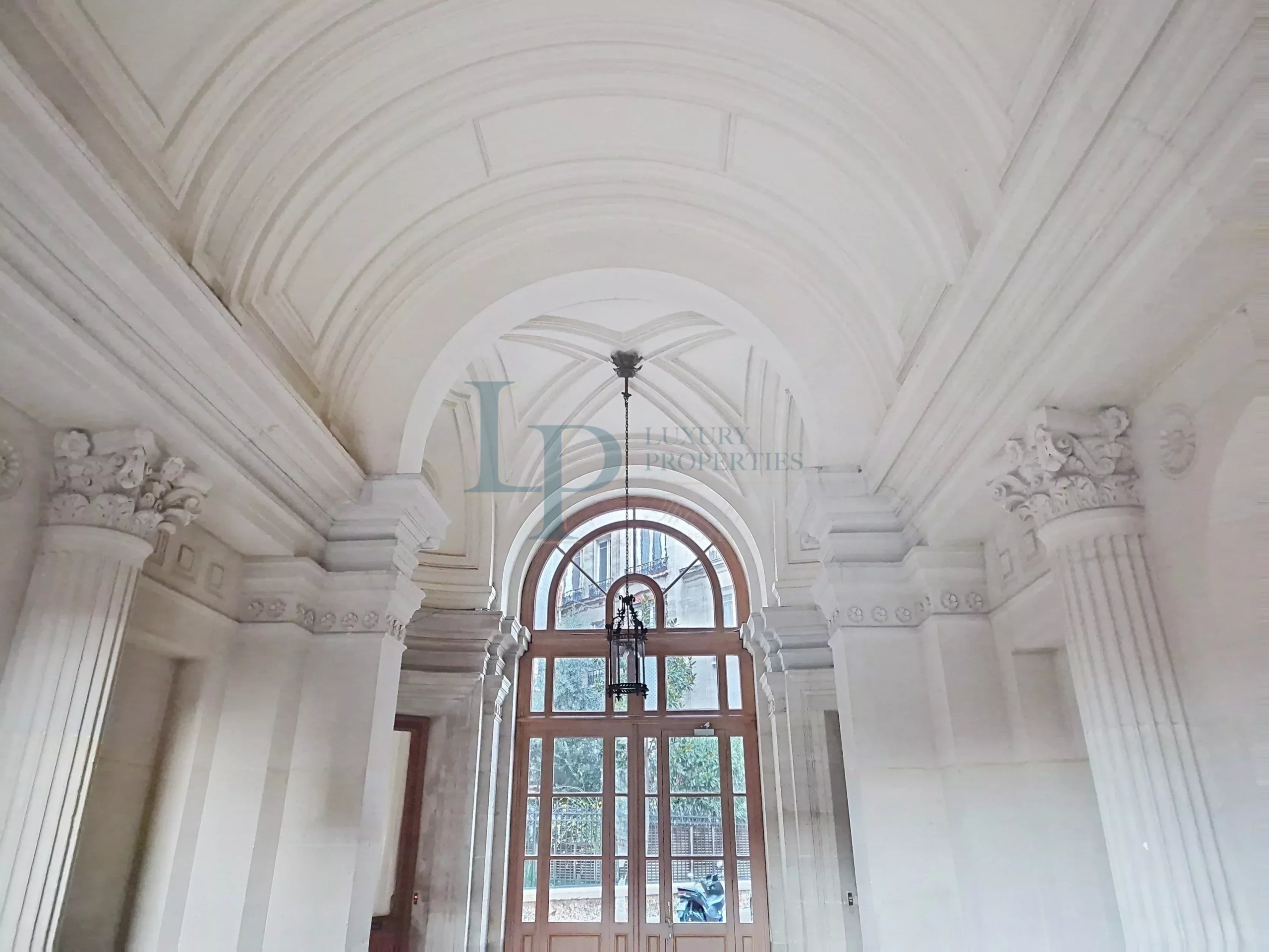 Charming studio in Plaine-Monceau