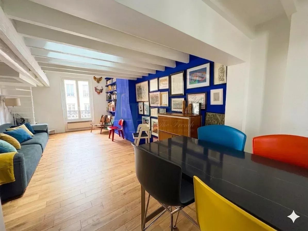 db53f2fa7ca1b2122ef121ab213b962b_fd0eab1686_1195-original-24894-0.jpg Paris VI/Rue de Sèvres – Duplex d’exception – Dernier étage