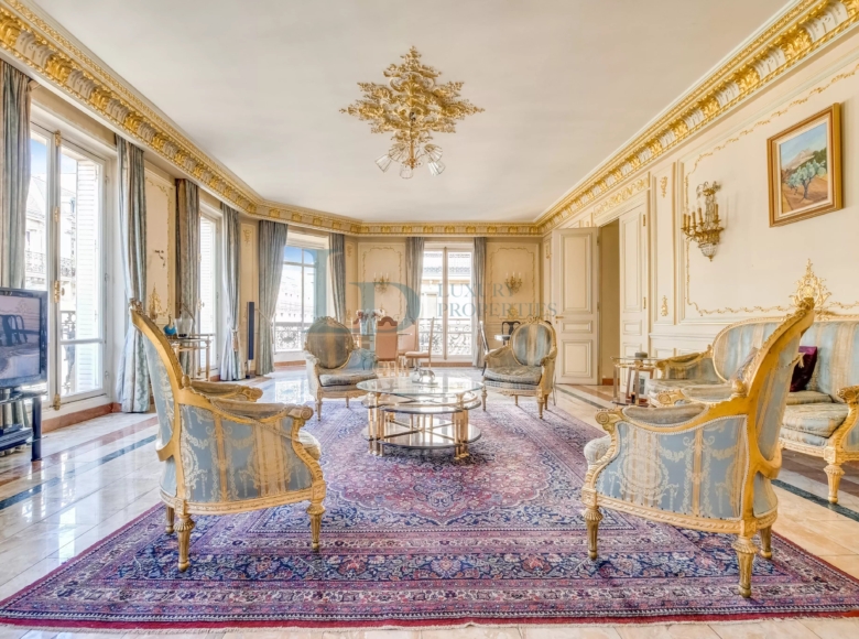 PARIS VIII – TRIANGLE D’OR | APPARTEMENT DE RÉCEPTION – 184 M²