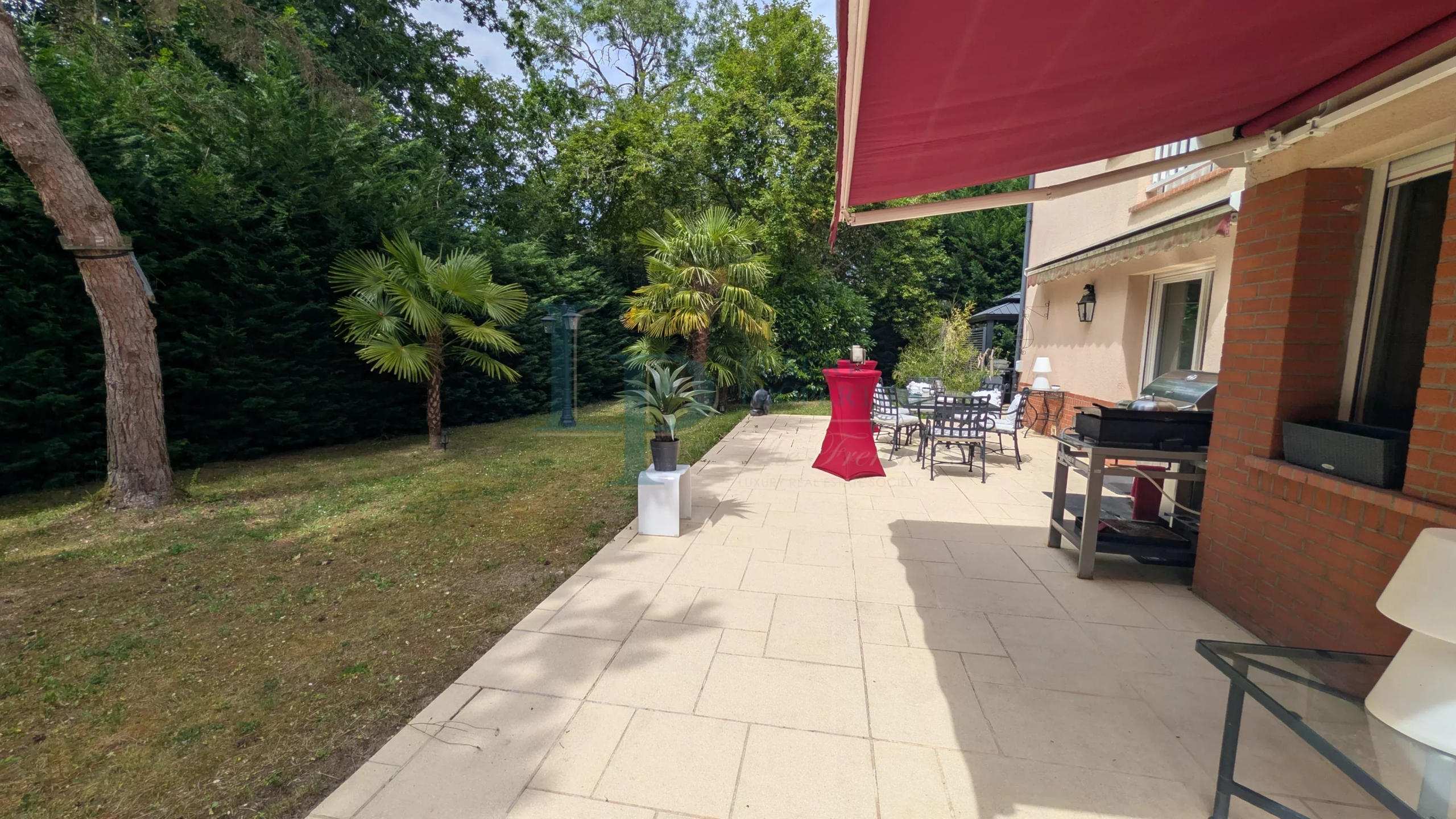 L’Élégance confidentielle aux portes du Country Club