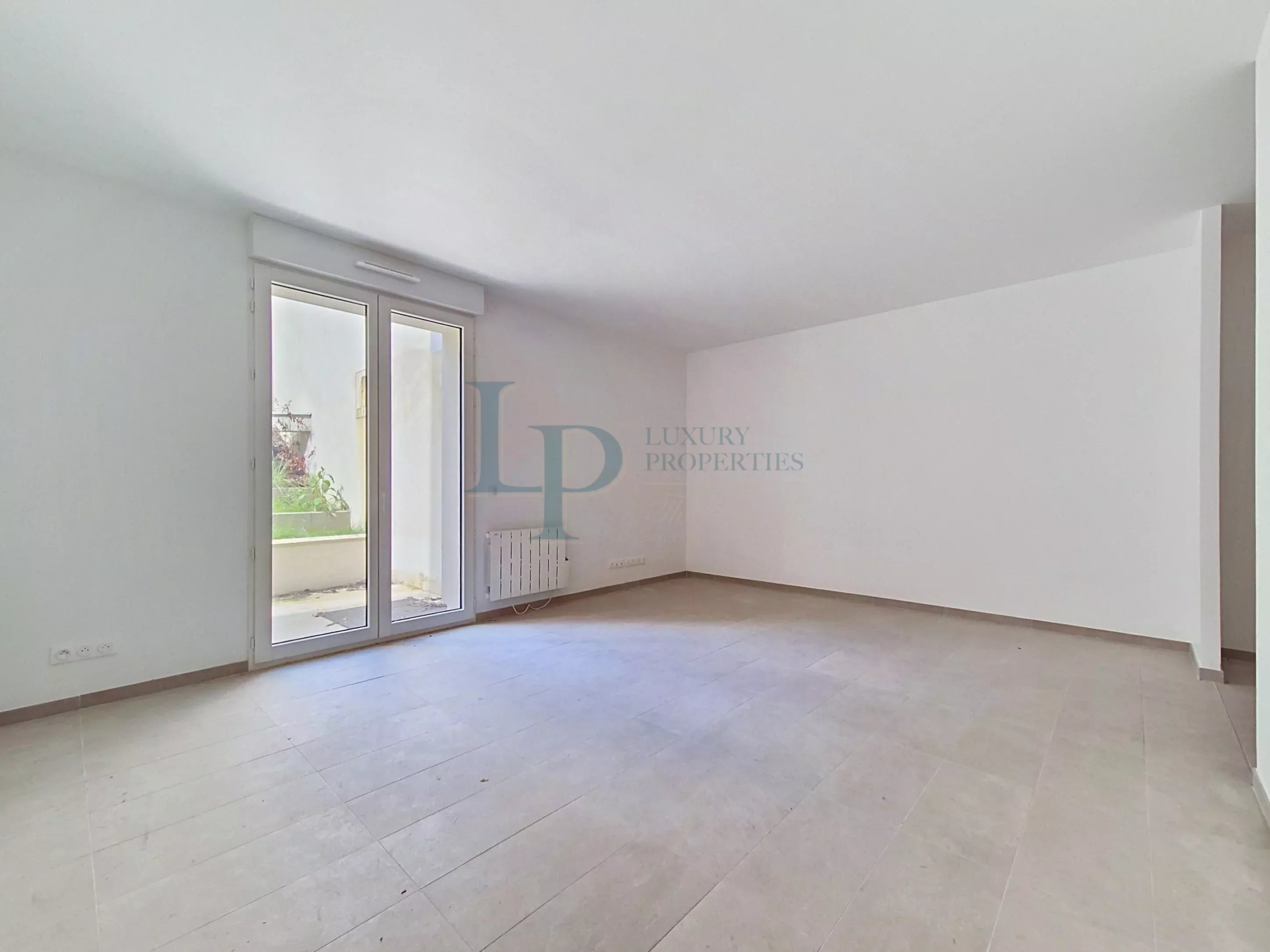 RESIDENCE SQUARE OF THE ARTS · ISSY-LES-MOULINEAUX – Exceptional 3-room apartment