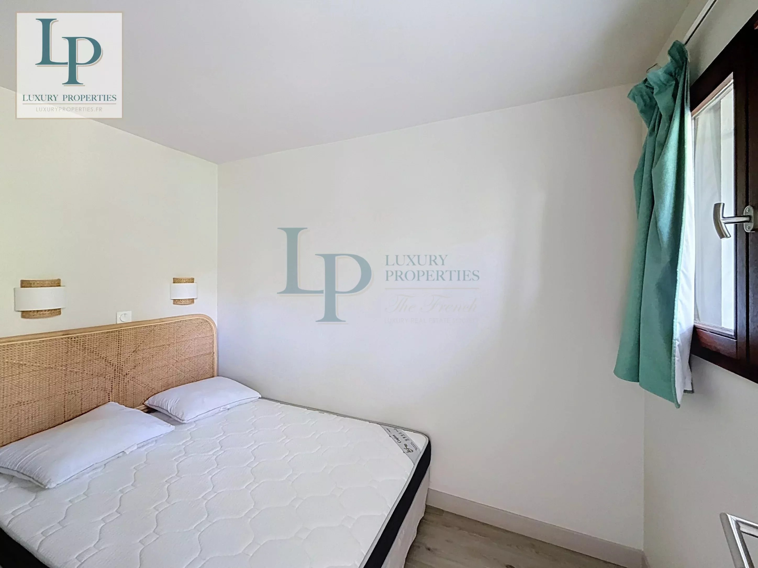 Villa des Peintres Quartier de la Croix des Gardes — au cœur de la pinède cannoise