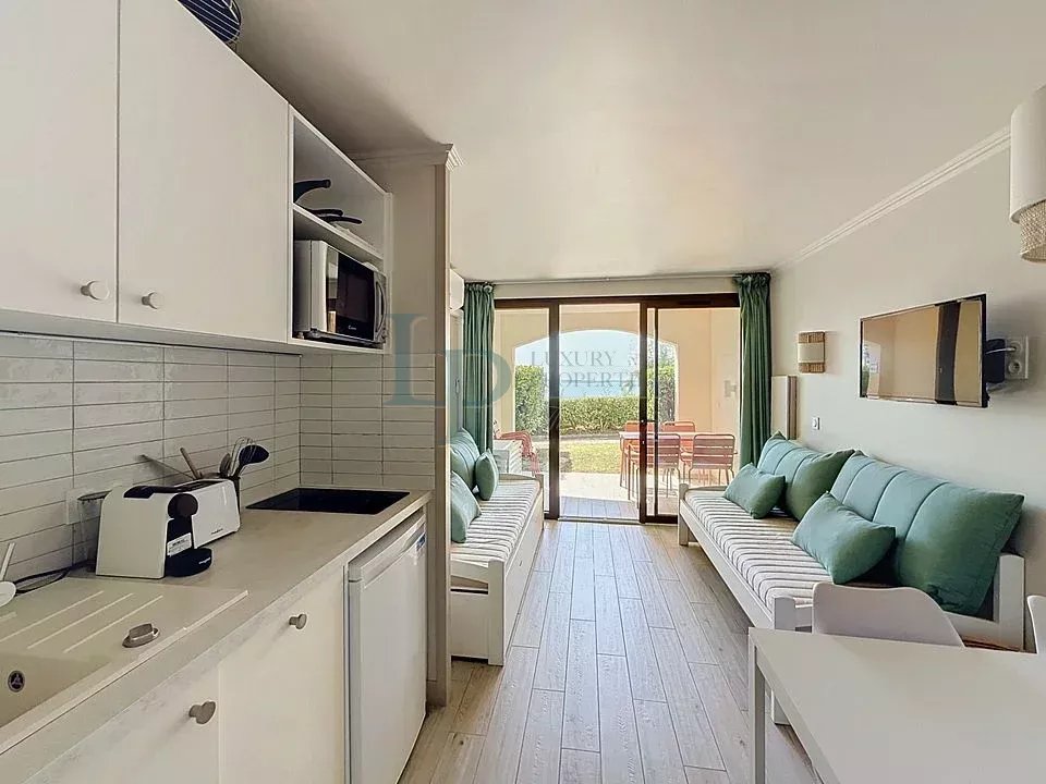 Villa des Peintres Quartier de la Croix des Gardes — au cœur de la pinède cannoise