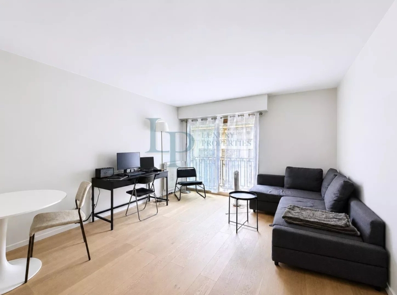 Studio de 26.74 m2 – Paris 8ème – rue d’Artois