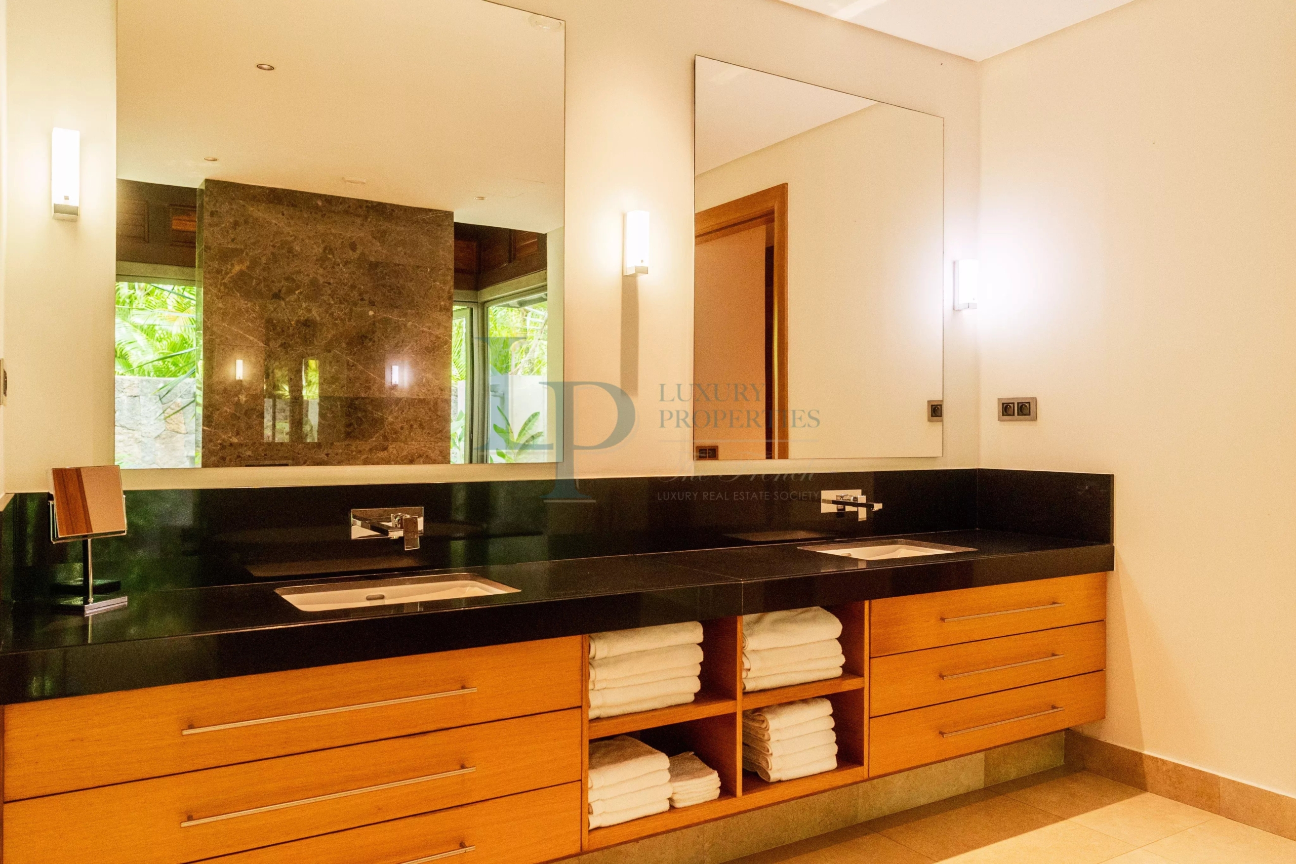Superbe villa avec vue sur le Golf