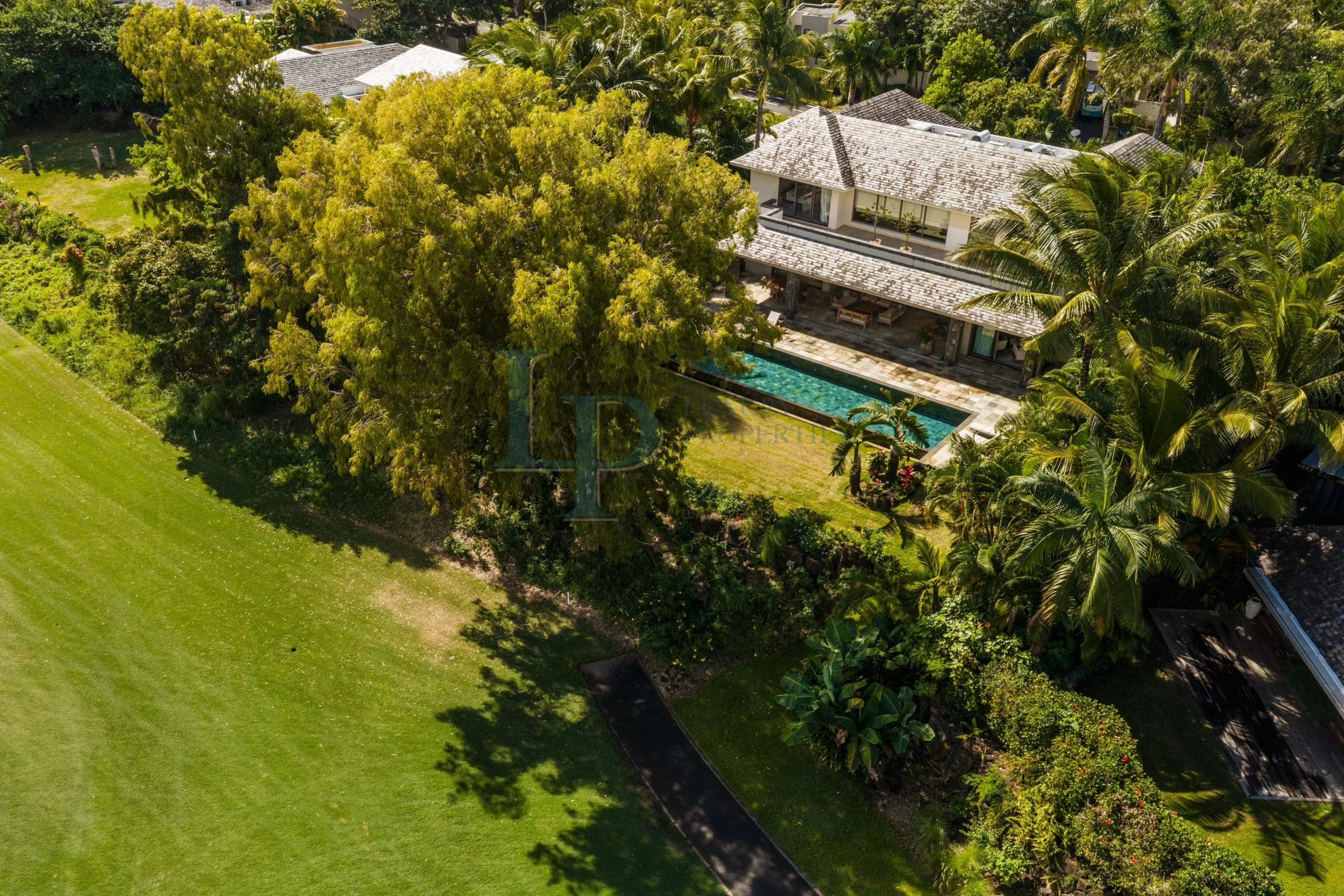Superbe villa avec vue sur le Golf