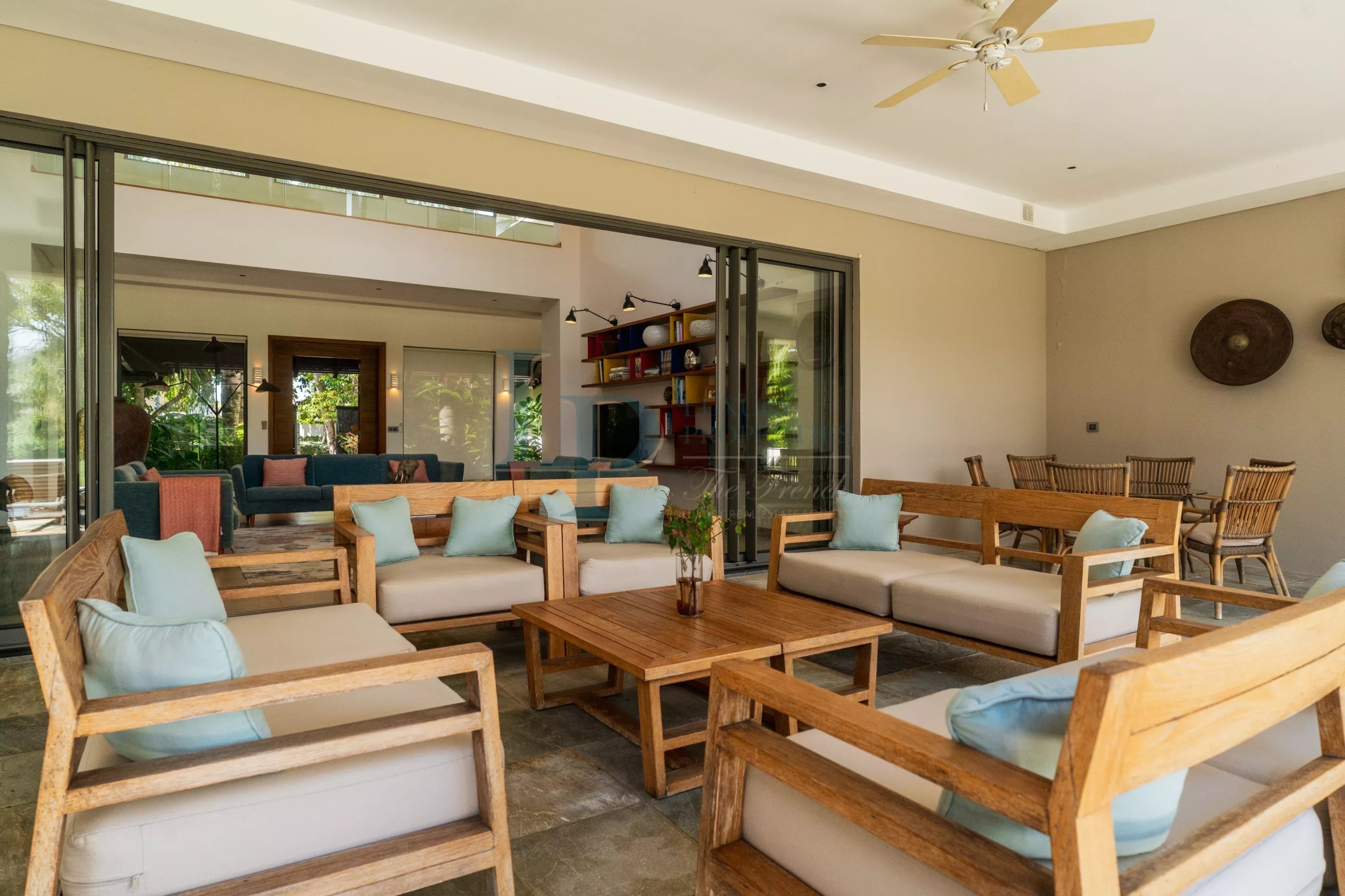 Superbe villa avec vue sur le Golf