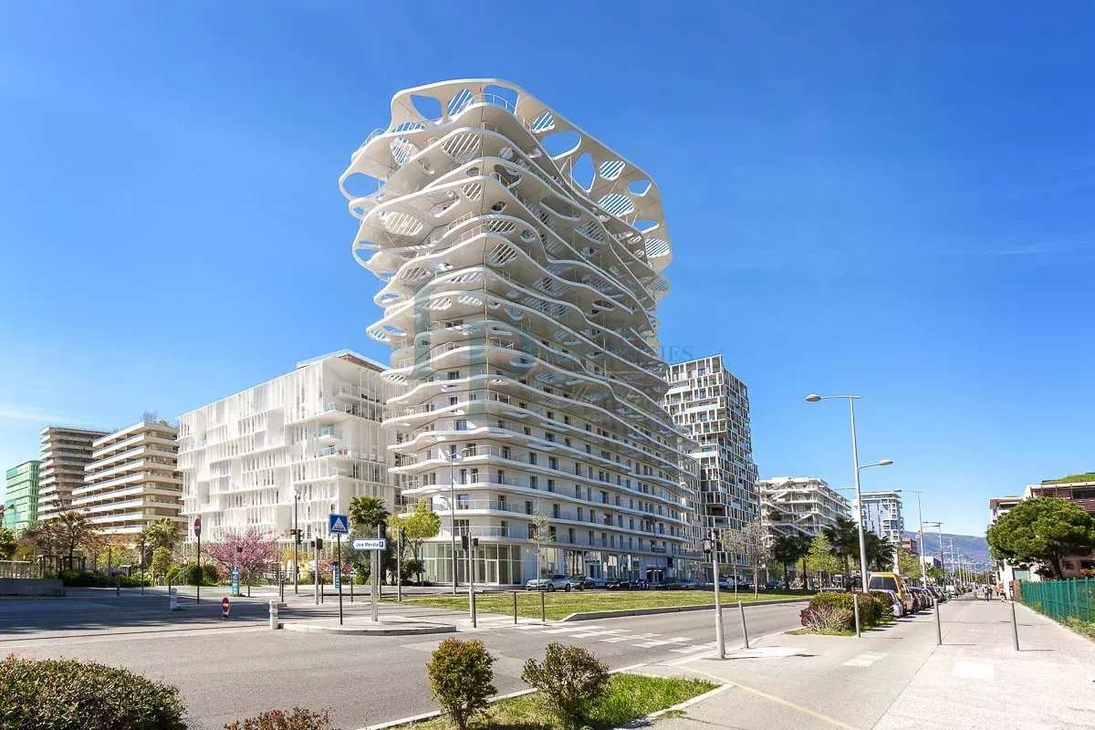 739cc73f18a781c45a25e53342909223_72648b0b17_1200-original-35476-0.jpg HANA — Appartement T3 d’Exception — 16ème Étage, Nice Méridia