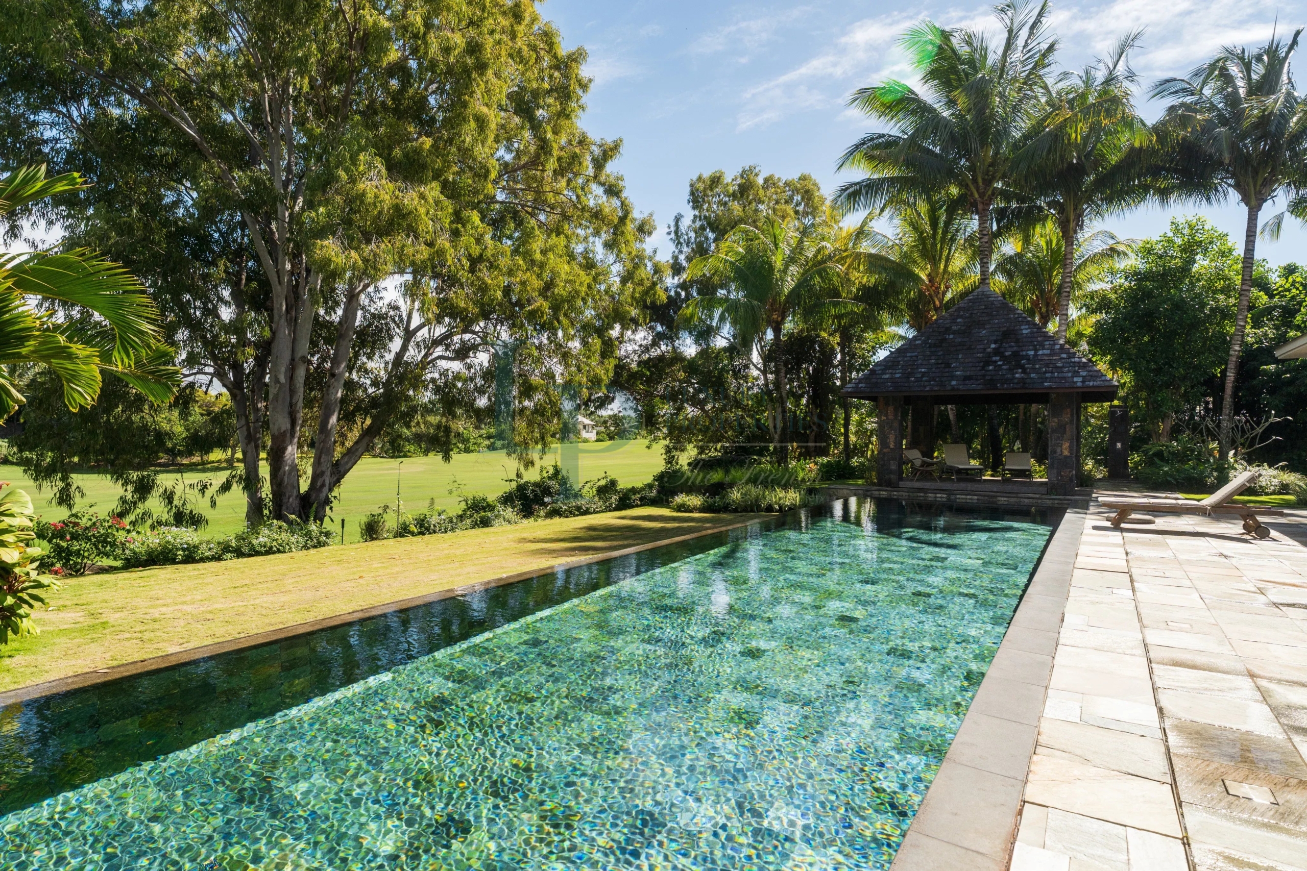 Superbe villa avec vue sur le Golf