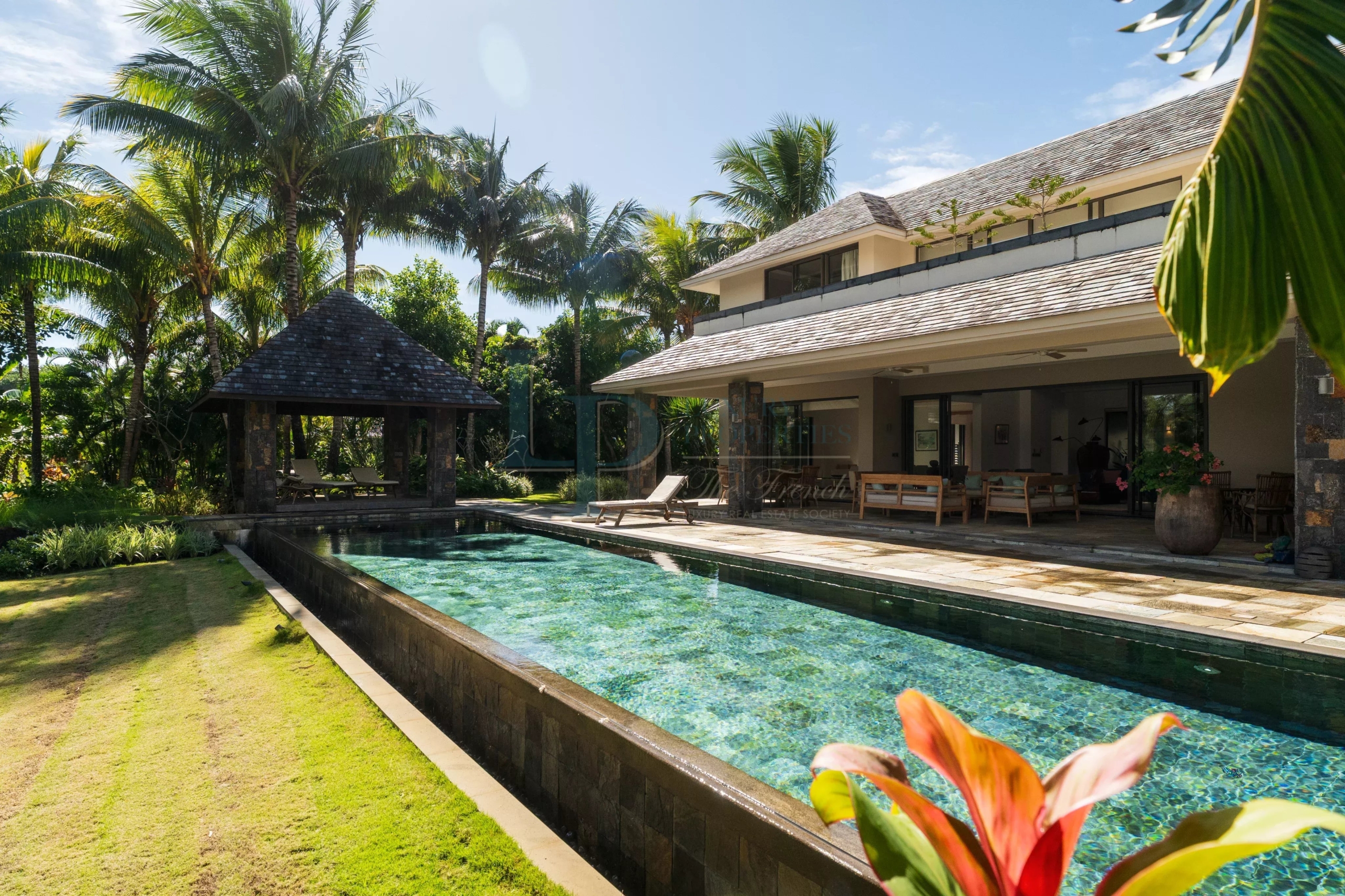 Superbe villa avec vue sur le Golf