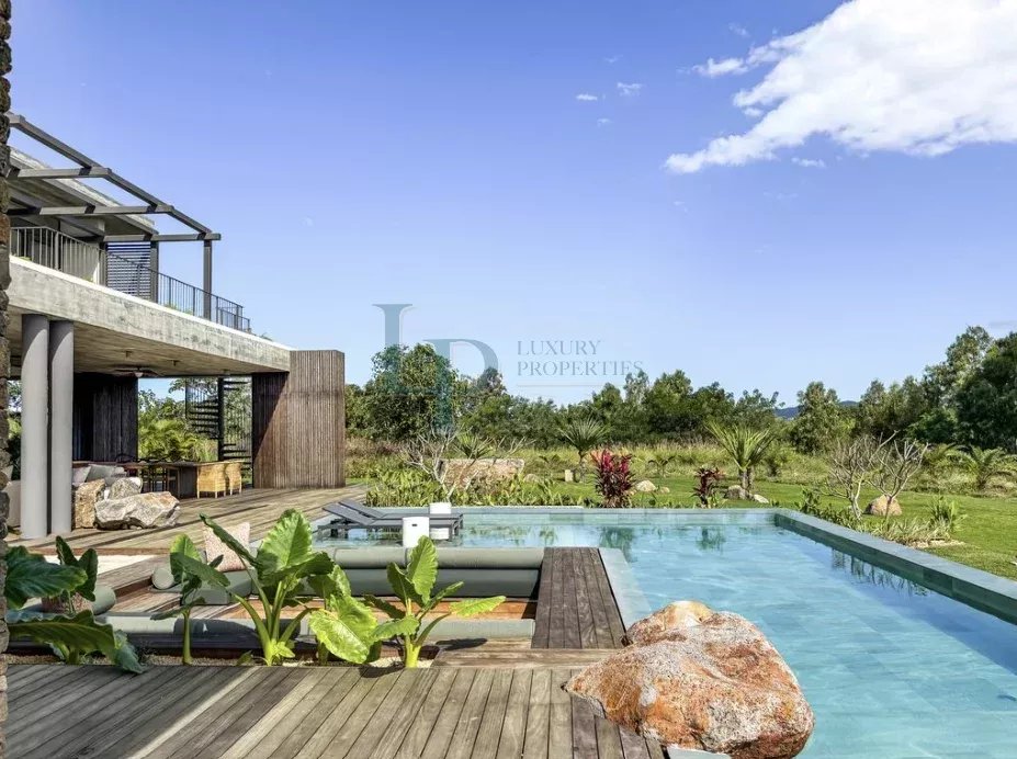 Superbe villa de grand luxe H15, Rive Est, Beau Champ