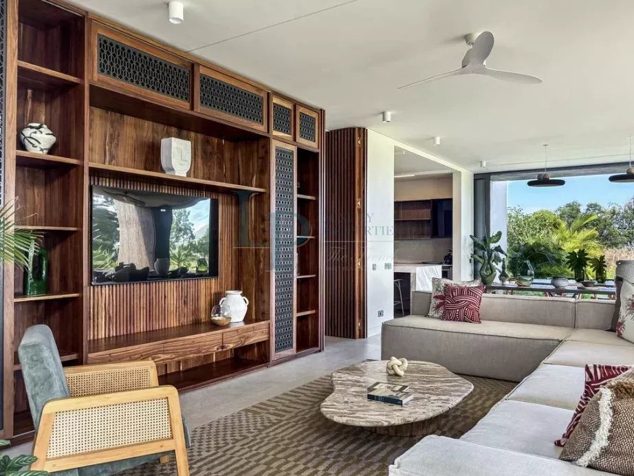 Superbe villa de grand luxe H15, Rive Est, Beau Champ