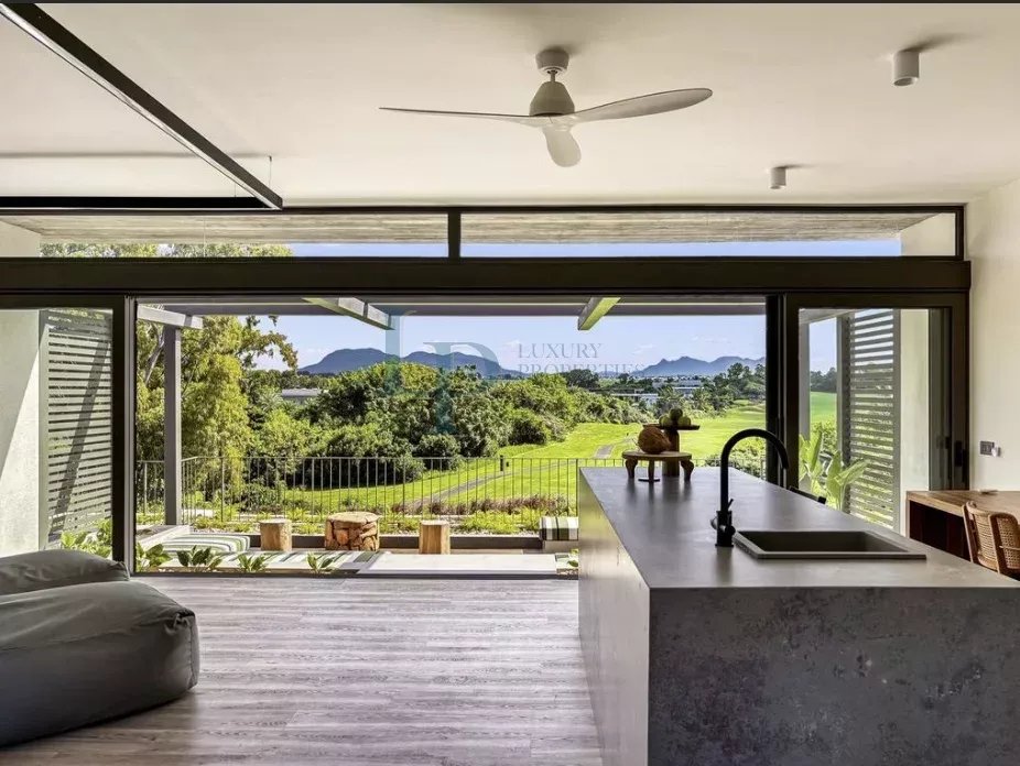 Superbe villa de grand luxe H15, Rive Est, Beau Champ