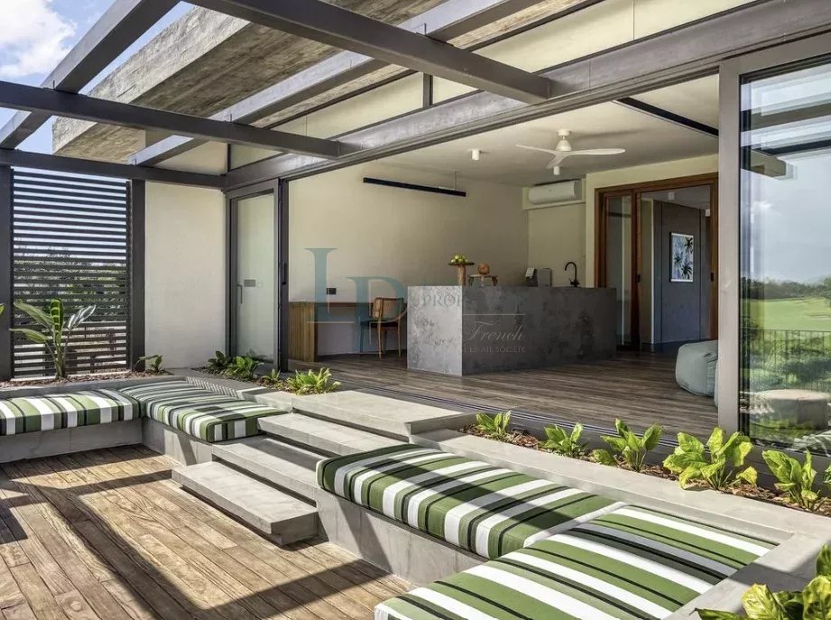 Superbe villa de grand luxe H15, Rive Est, Beau Champ