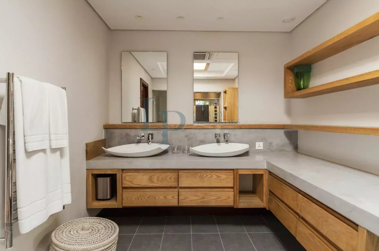 6313985506692b9a79c3c096913dbb2b_da087ae61d_1275-original-38517-0.jpg Stunning villa with panoramic ocean views