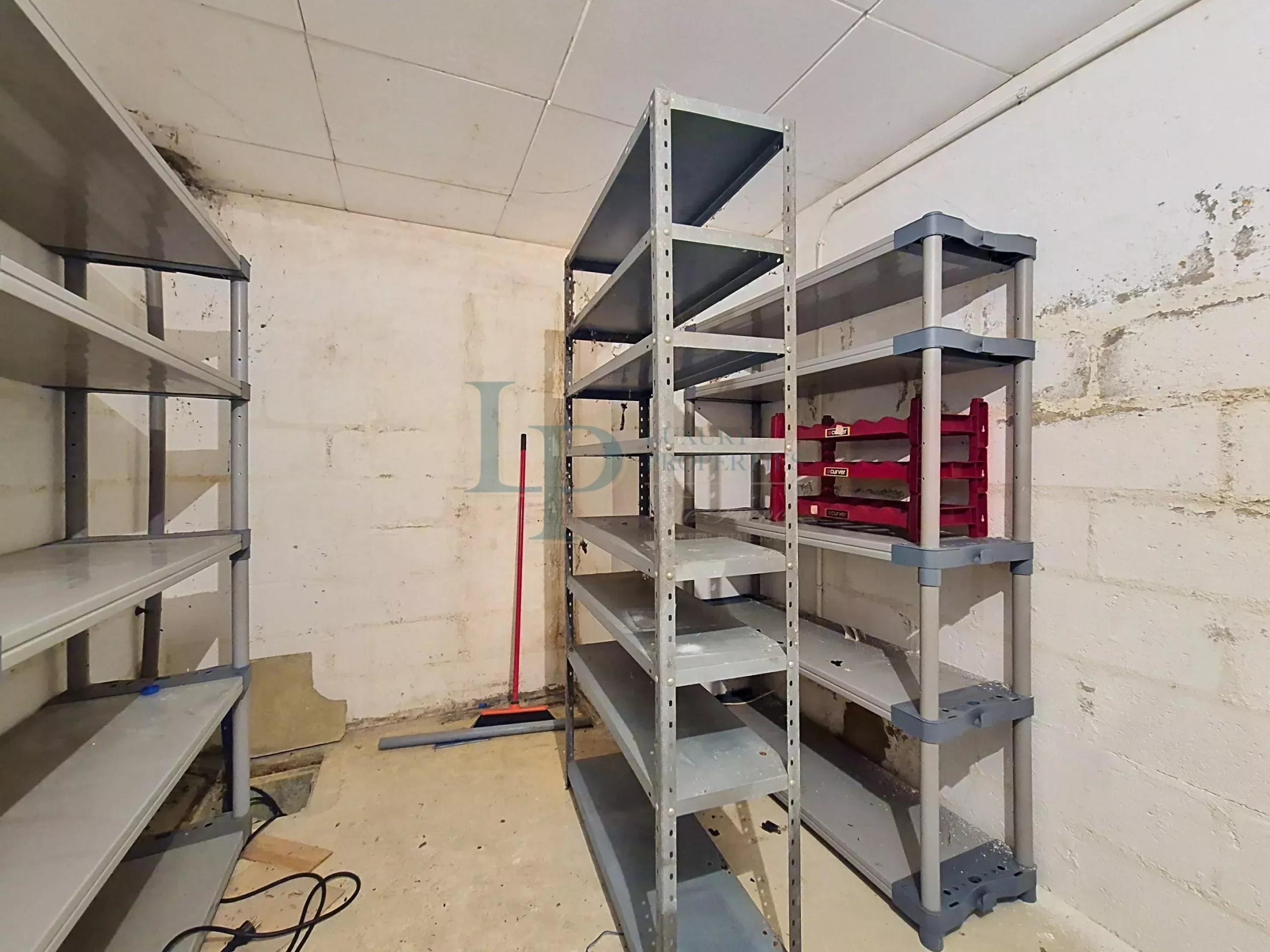 FONTENAY-LE-FLEURY (78) – MAISON FAMILIALE DE 200 M² À RÉINVENTER, AUX PORTES DE SAINT-CYR-L’ÉCOLE