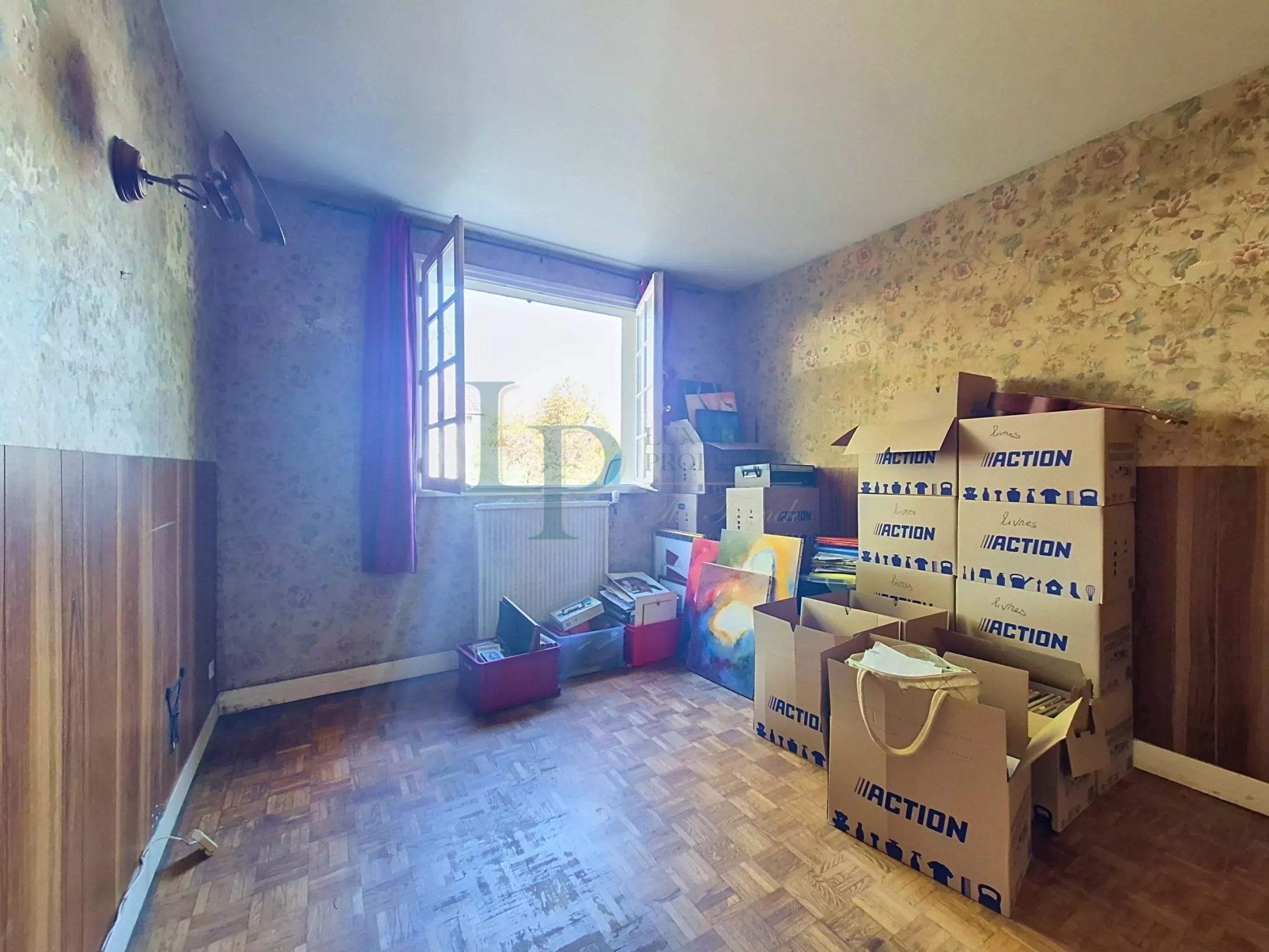FONTENAY-LE-FLEURY (78) – MAISON FAMILIALE DE 200 M² À RÉINVENTER, AUX PORTES DE SAINT-CYR-L’ÉCOLE