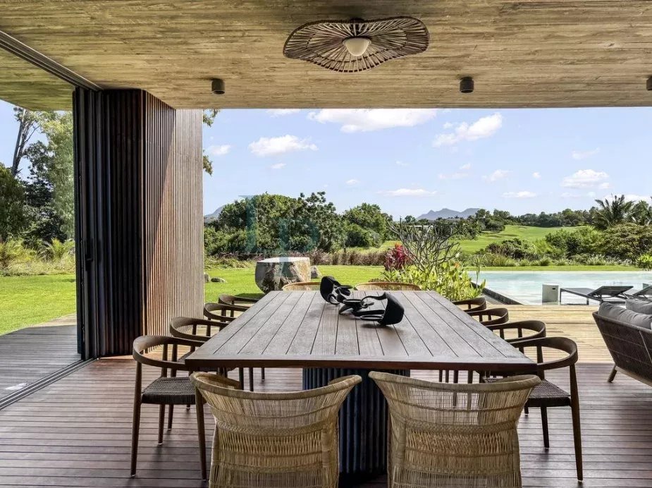 Superbe villa de grand luxe H15, Rive Est, Beau Champ