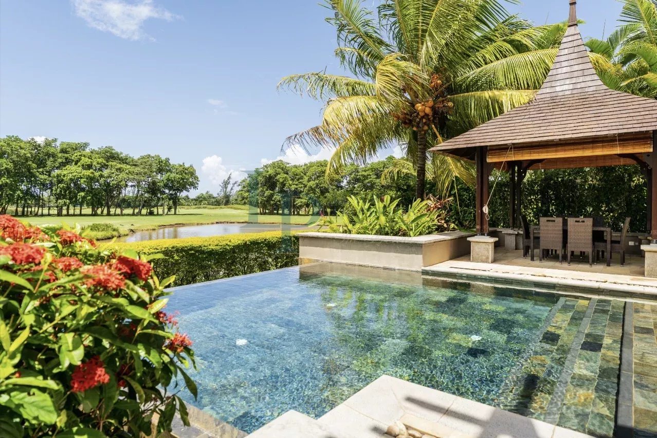 ce1ec322dba023fa4dd77e6248731d8c_e18e8065c0_1278-original-38606-0.jpg Superbe Villa à Bel Ombre
