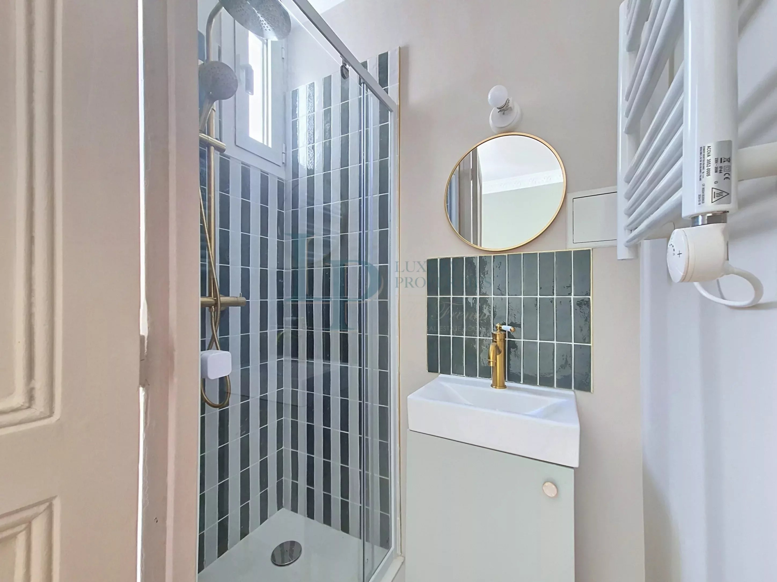 14a5e9336089200cb76d6c5767c9287b_b529d50a4d_2896-original-47152-0.jpg PARIS 14th – BELLE PLAISANCE – 2 exceptional rooms